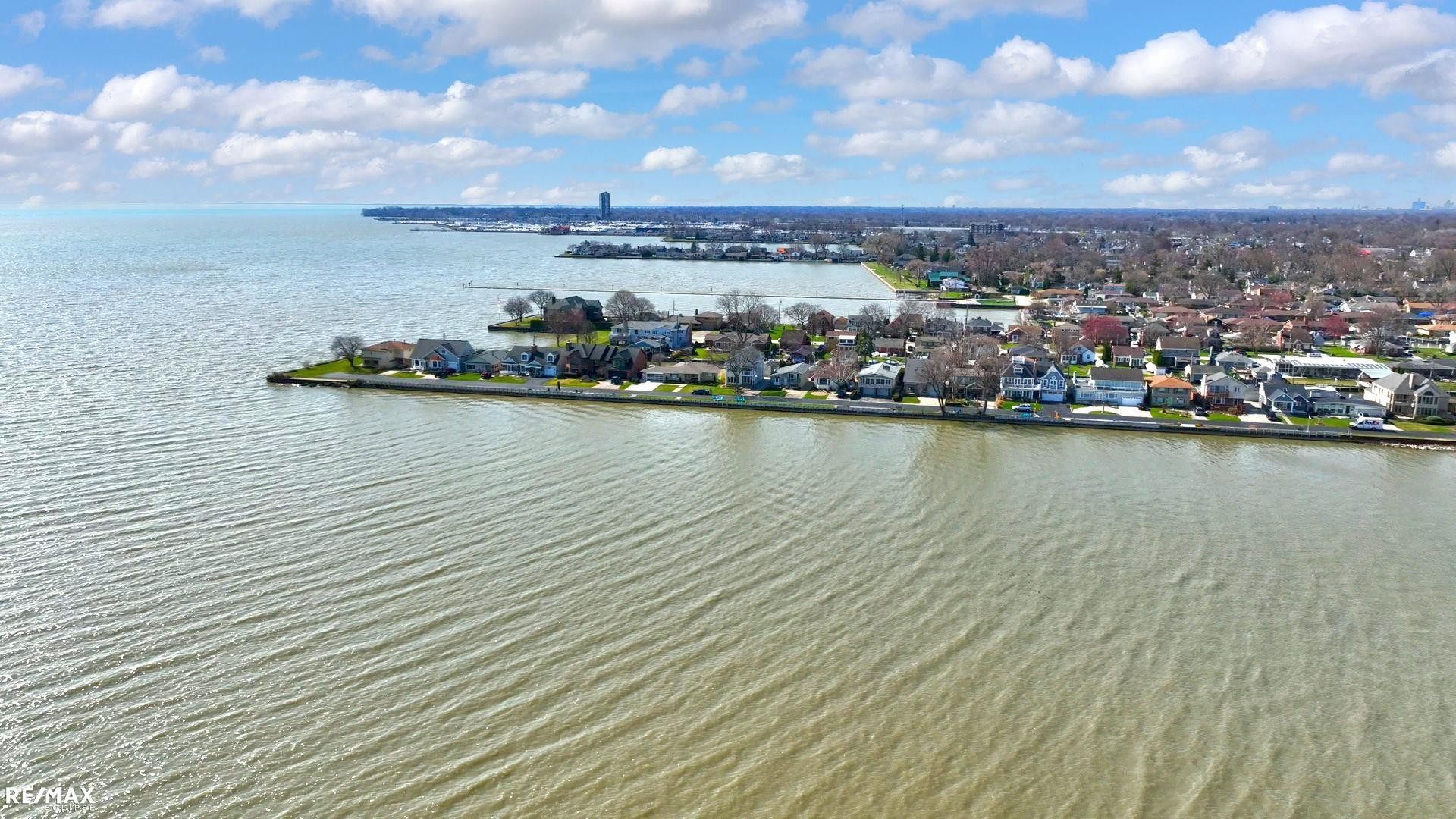 26918 Koerber Street, Saint Clair Shores, MI 48081 — Photo 55