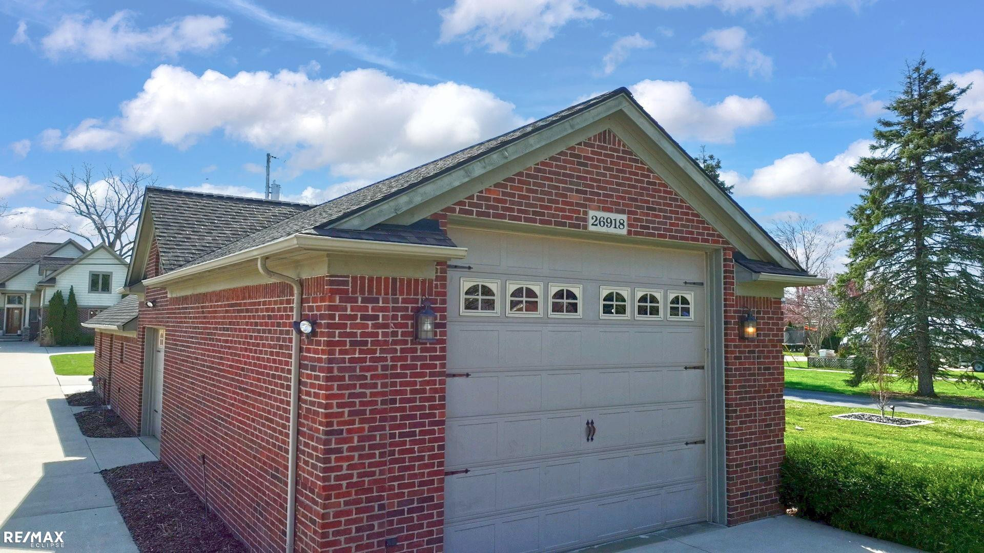 26918 Koerber Street, Saint Clair Shores, MI 48081 — Photo 71