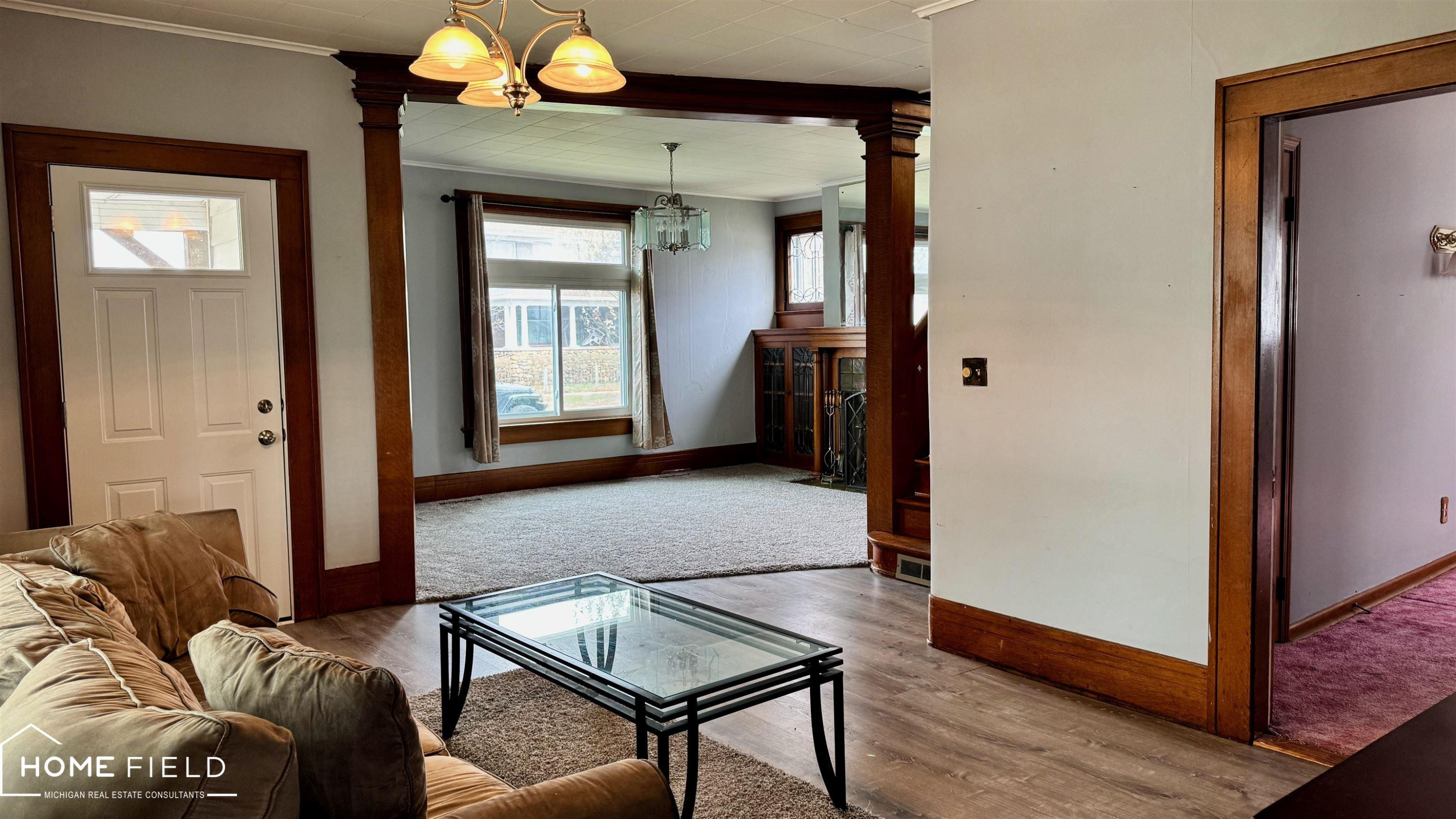 216 N Chapman Street, Chesaning, MI 48616 — Photo 6