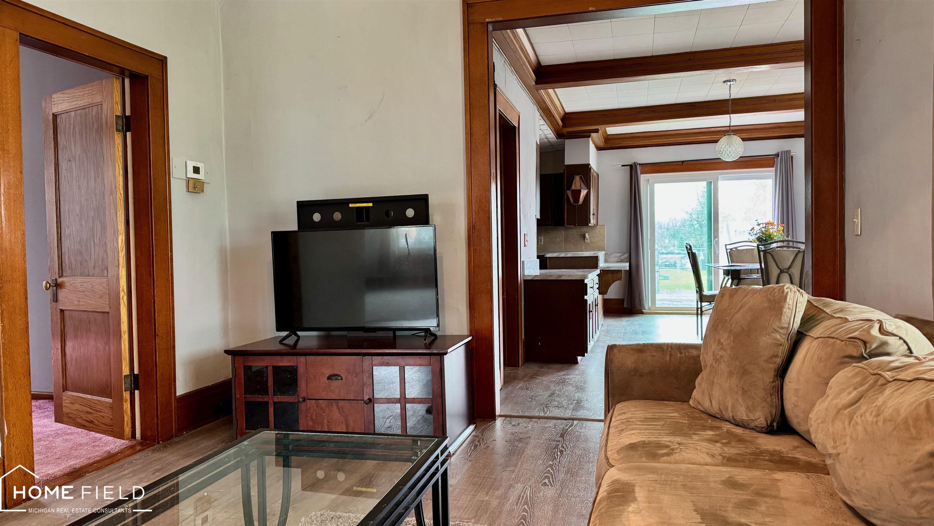 216 N Chapman Street, Chesaning, MI 48616 — Photo 14