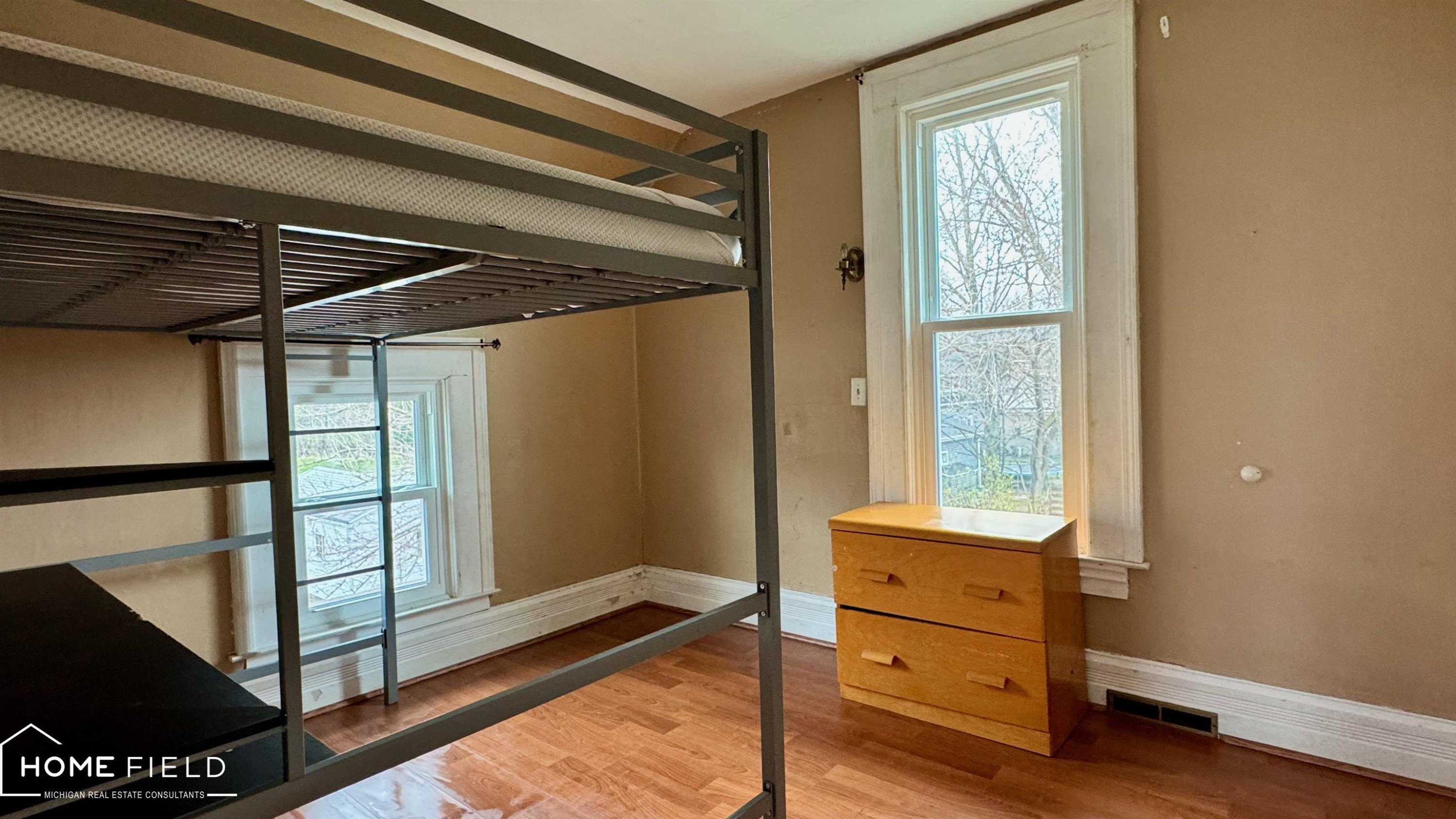 216 N Chapman Street, Chesaning, MI 48616 — Photo 26