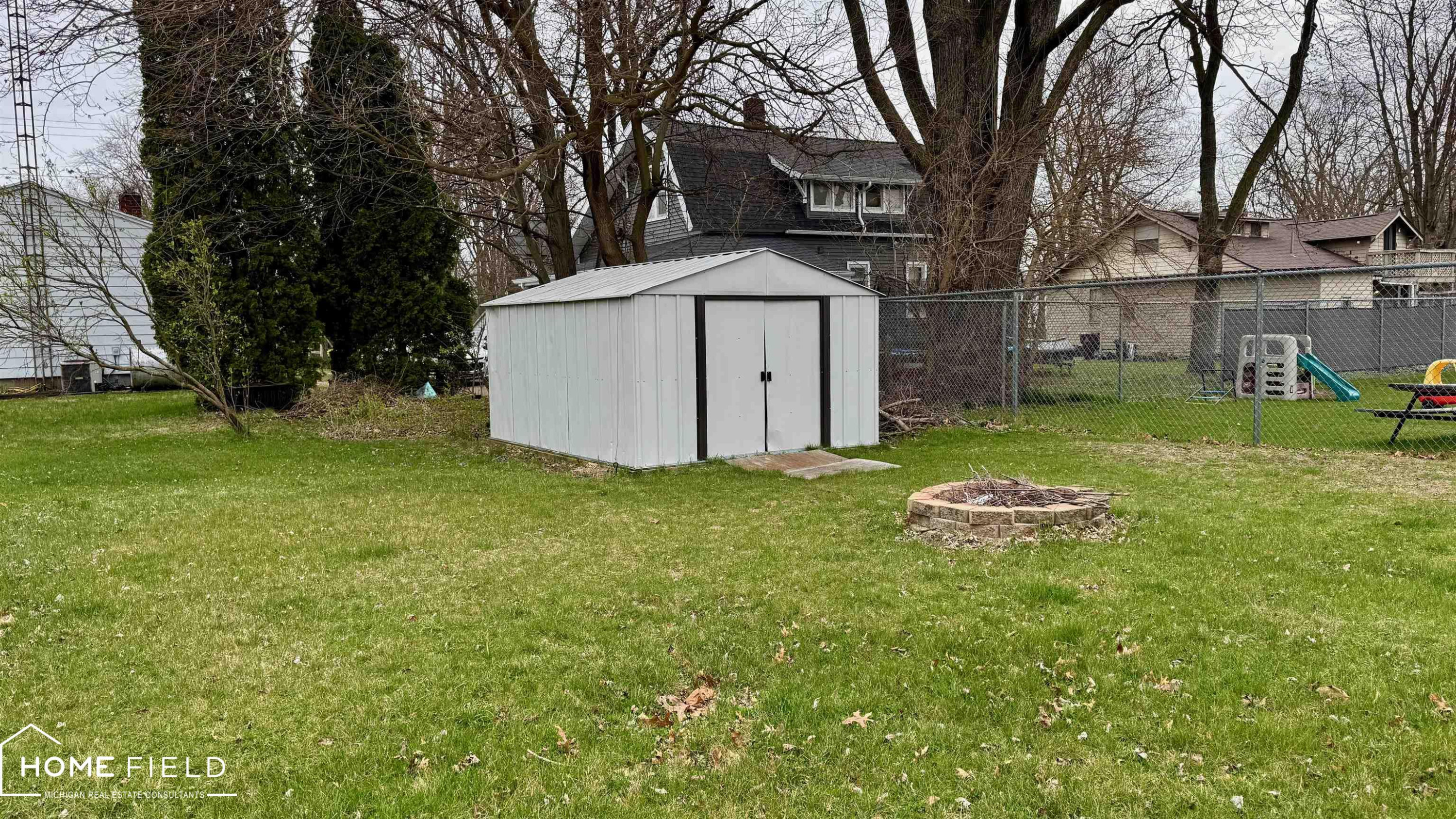 216 N Chapman Street, Chesaning, MI 48616 — Photo 33