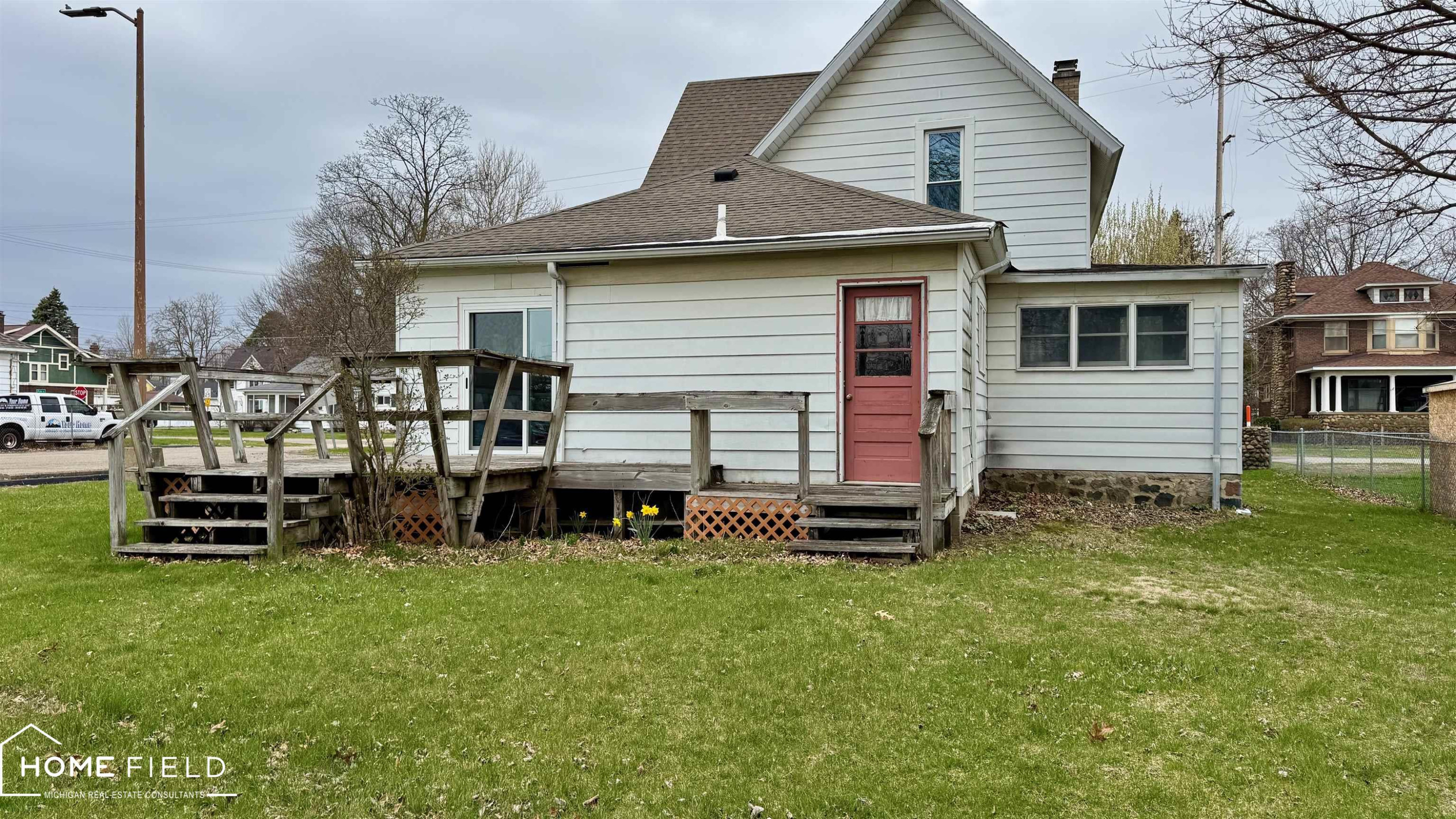 216 N Chapman Street, Chesaning, MI 48616 — Photo 34