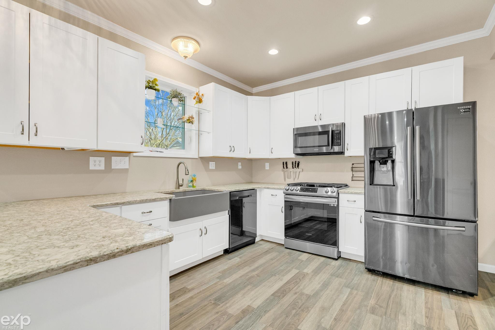 216 John Street, Bad Axe, MI 48413 — Photo 12