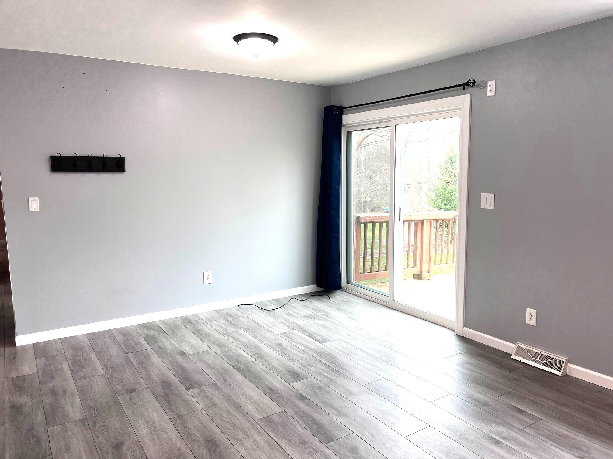 6176 Hackett Street, Waterford, MI 48327 — Photo 4