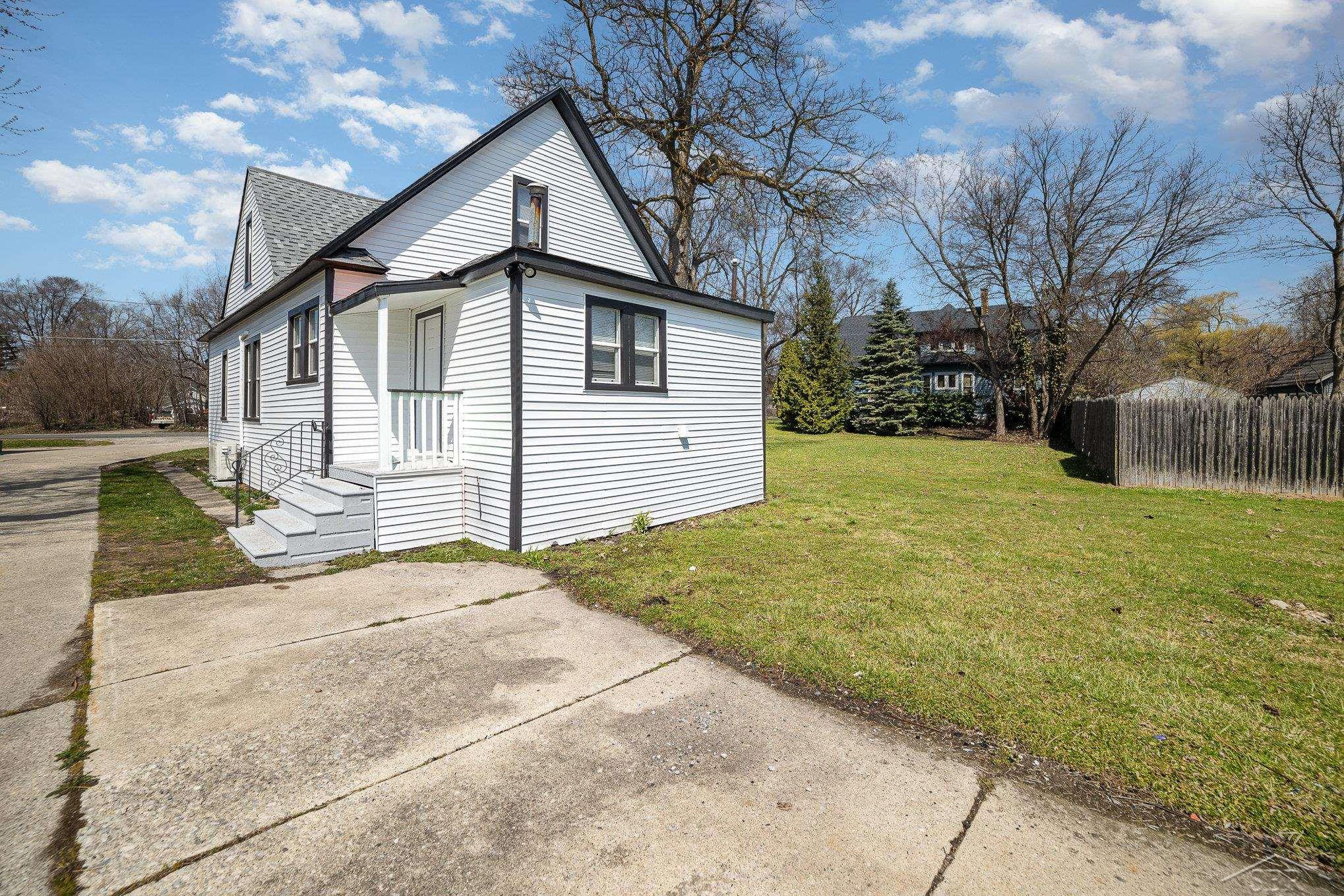 2938 Jackson Street, Carrollton, MI 48604 — Photo 17