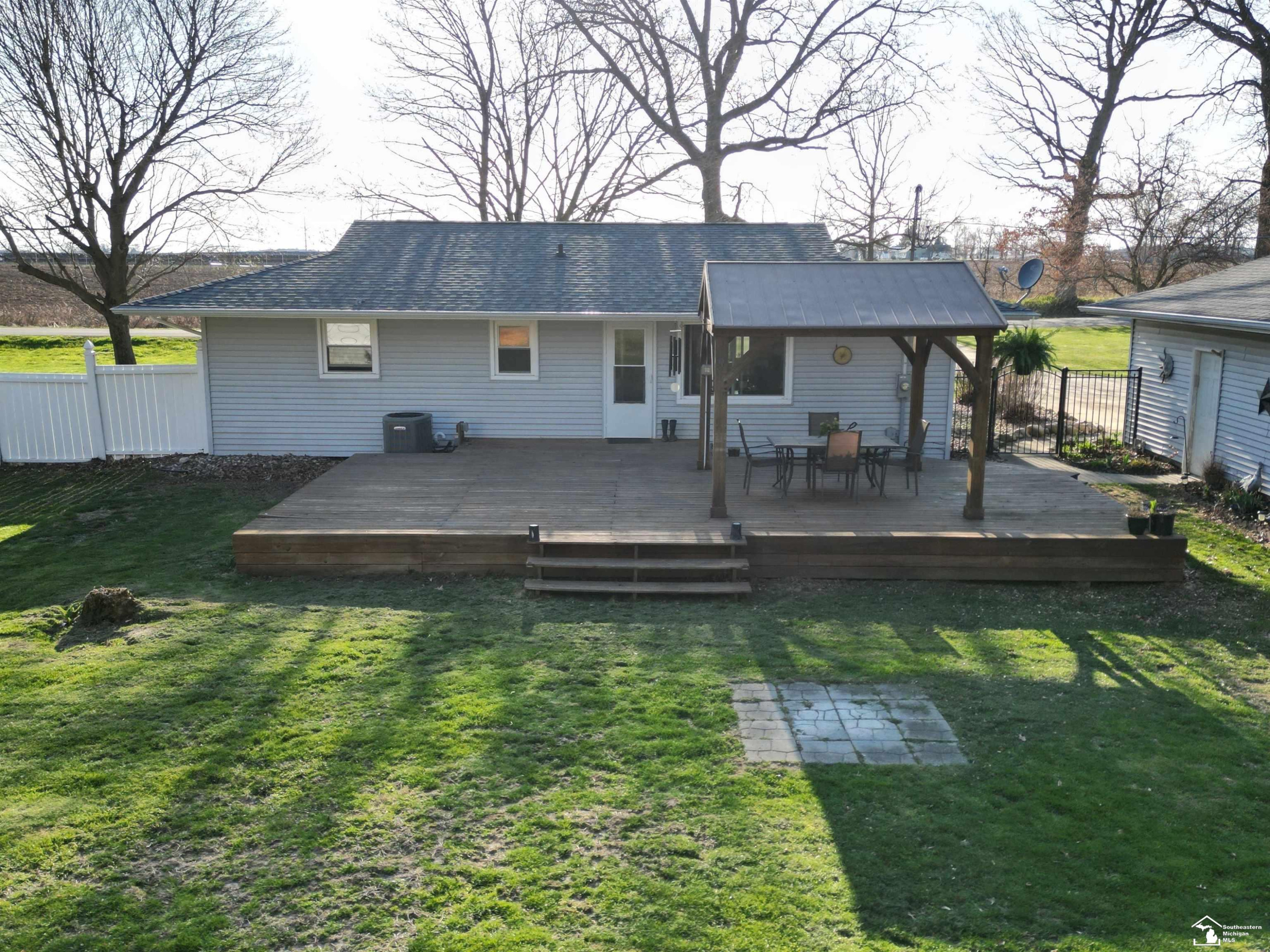 15900 15 Mile Road, Marshall, MI 49068 — Photo 2