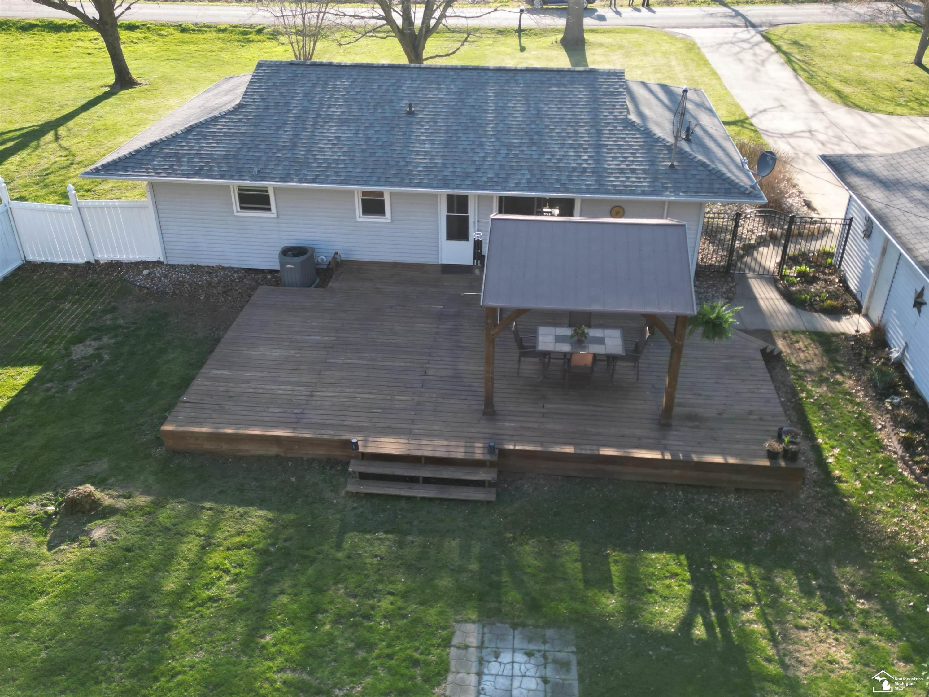 15900 15 Mile Road, Marshall, MI 49068 — Photo 3