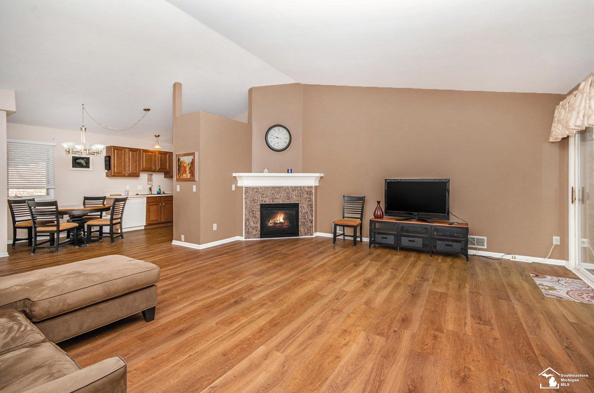 1155 Robin Drive, Monroe, MI 48161 — Photo 6