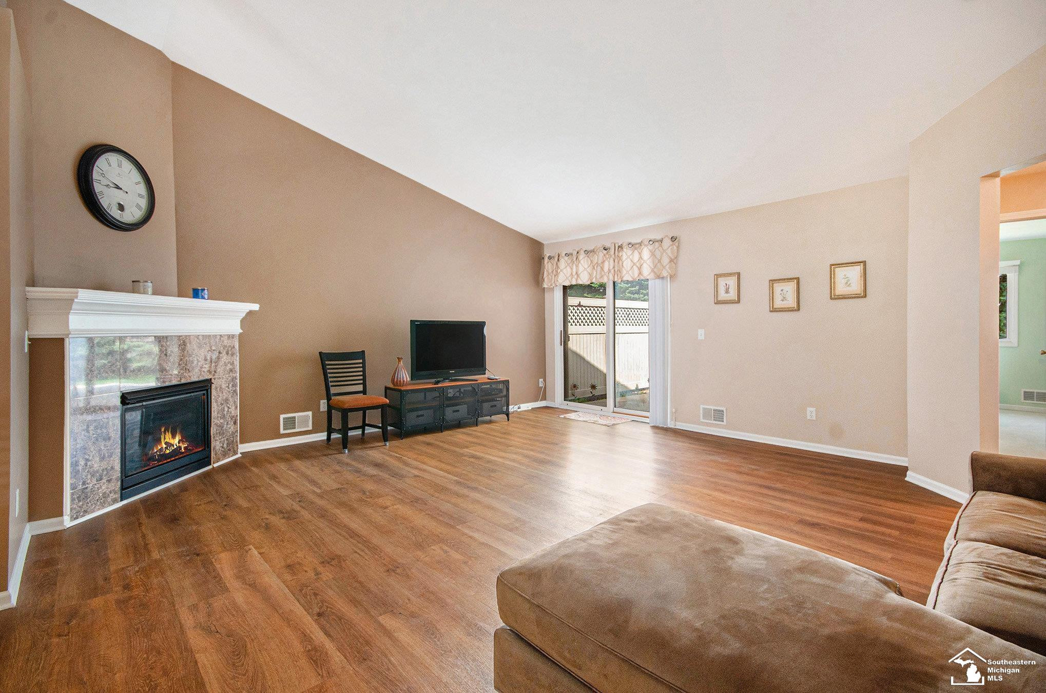 1155 Robin Drive, Monroe, MI 48161 — Photo 7
