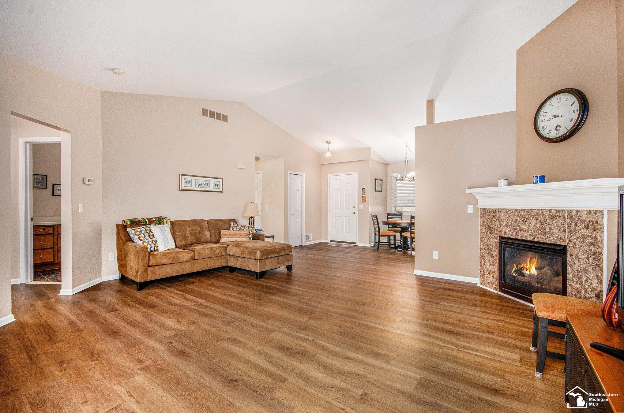 1155 Robin Drive, Monroe, MI 48161 — Photo 8