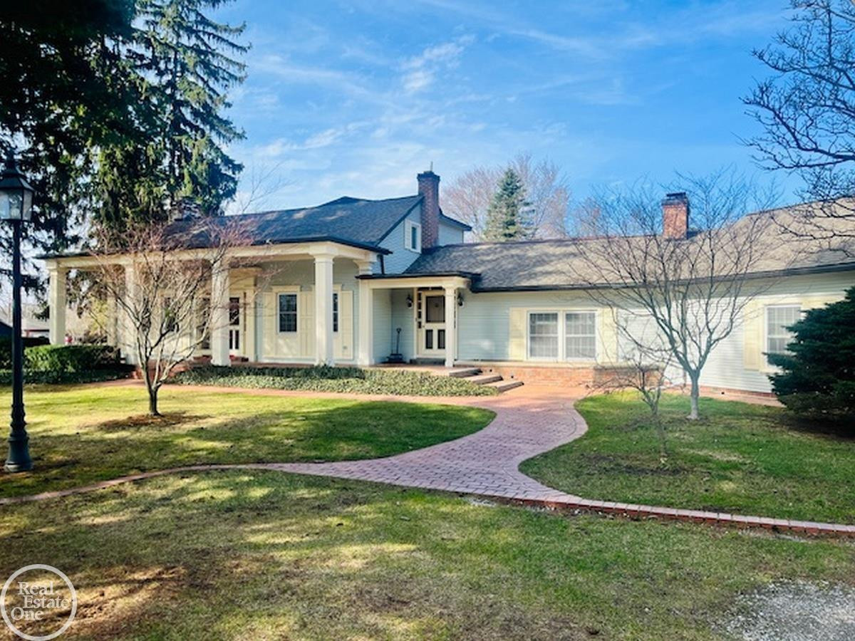4384 North River Road, MI 48049 — front exterior