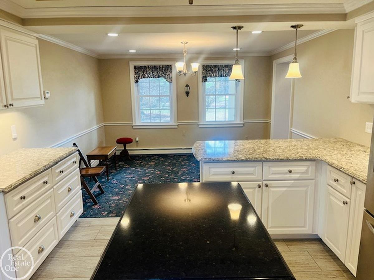 4384 North River Road, MI 48049 — Photo 4