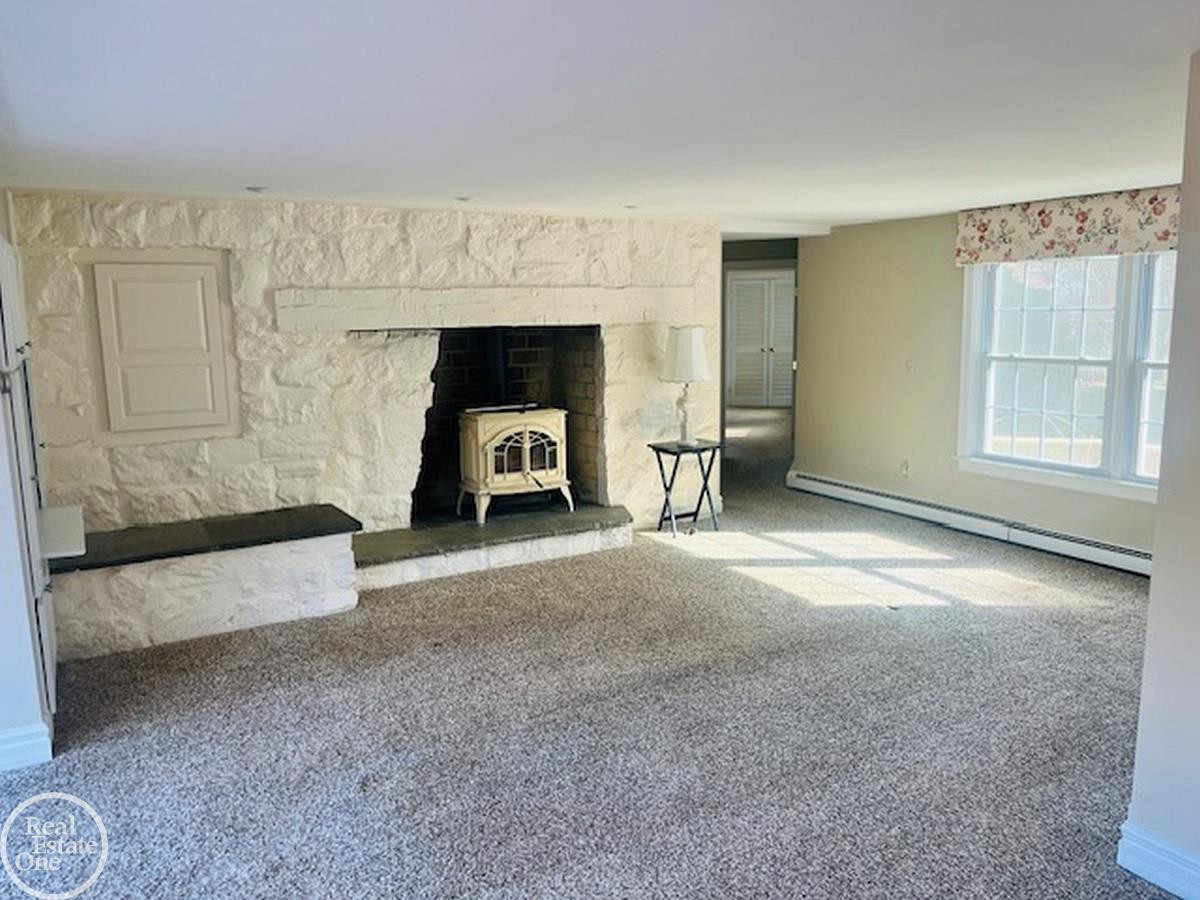 4384 North River Road, MI 48049 — Photo 8