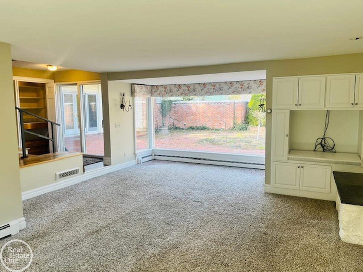 4384 North River Road, MI 48049 — Photo 9