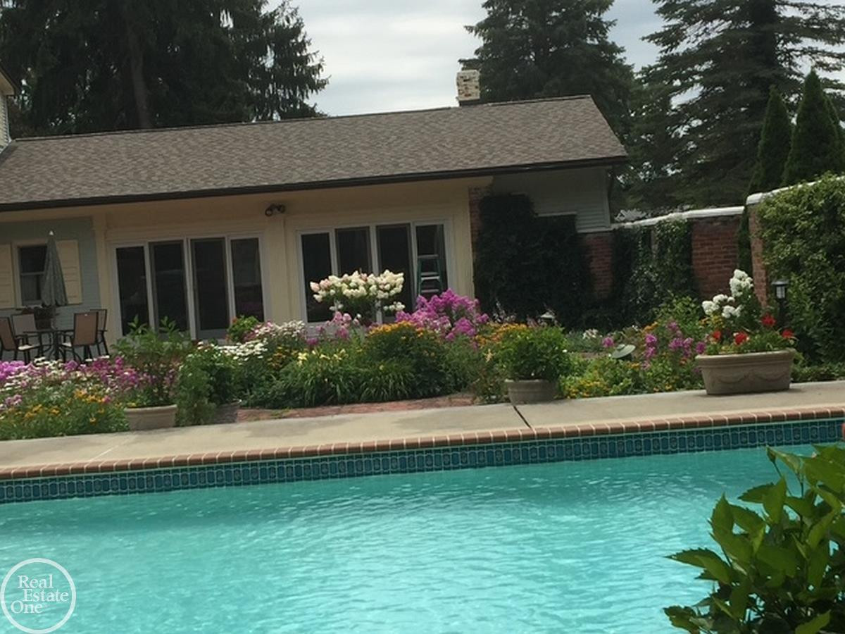 4384 North River Road, MI 48049 — Photo 38