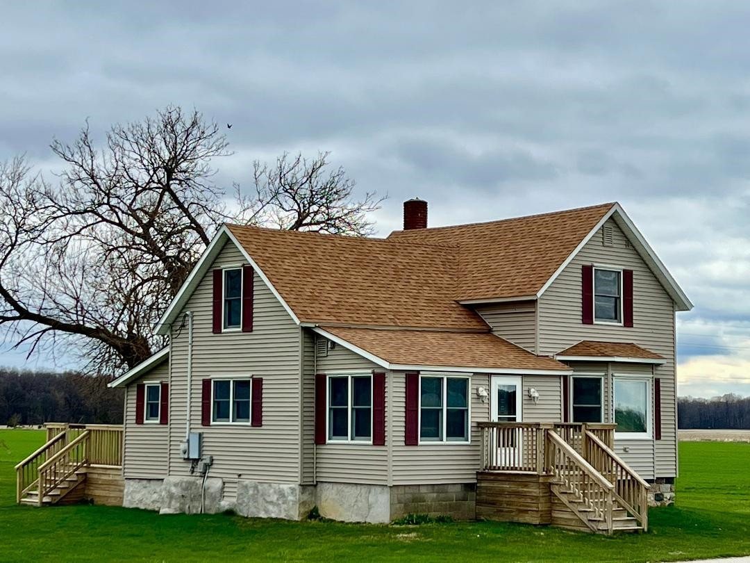 7872 W Peet Road, Chesaning, MI 48616 — front exterior