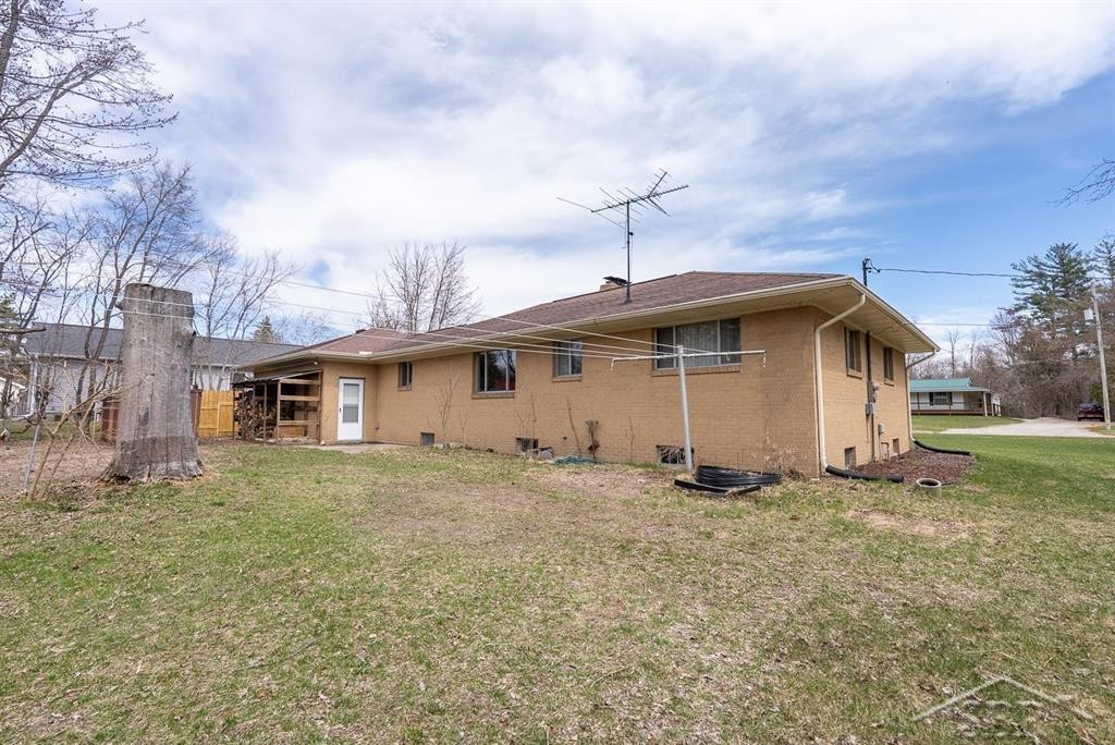211 N Water Street, Pinconning, MI 48650 — Photo 35