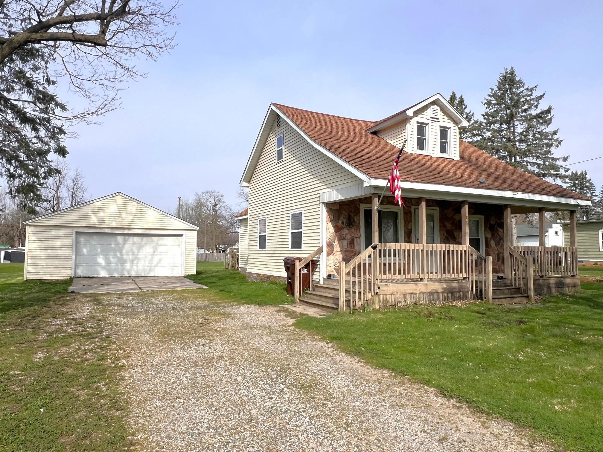 109 S MAIN Street, Morrice, MI 48857 — front exterior