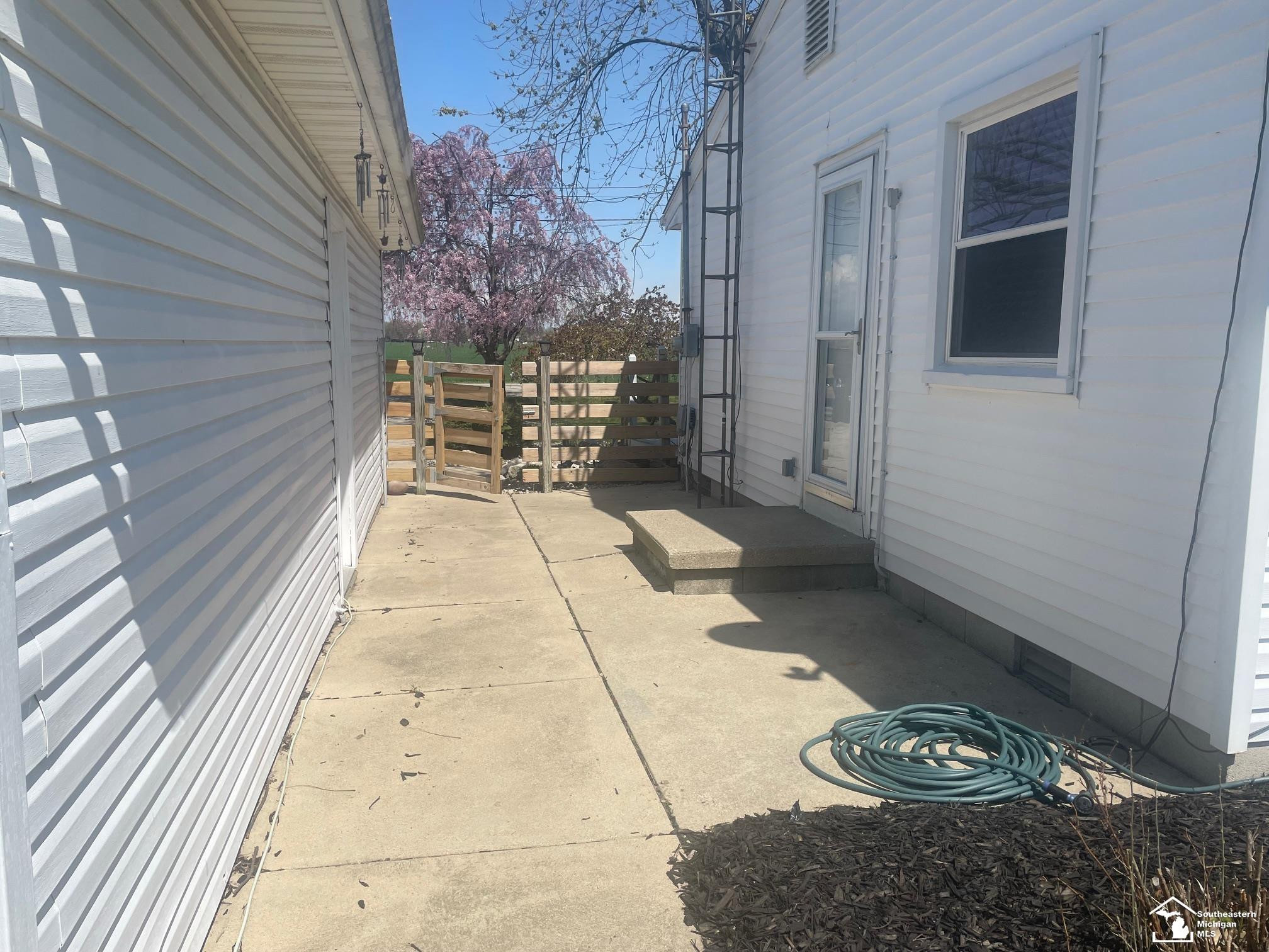 1007 Substation Road, Temperance, MI 48182 — Photo 6