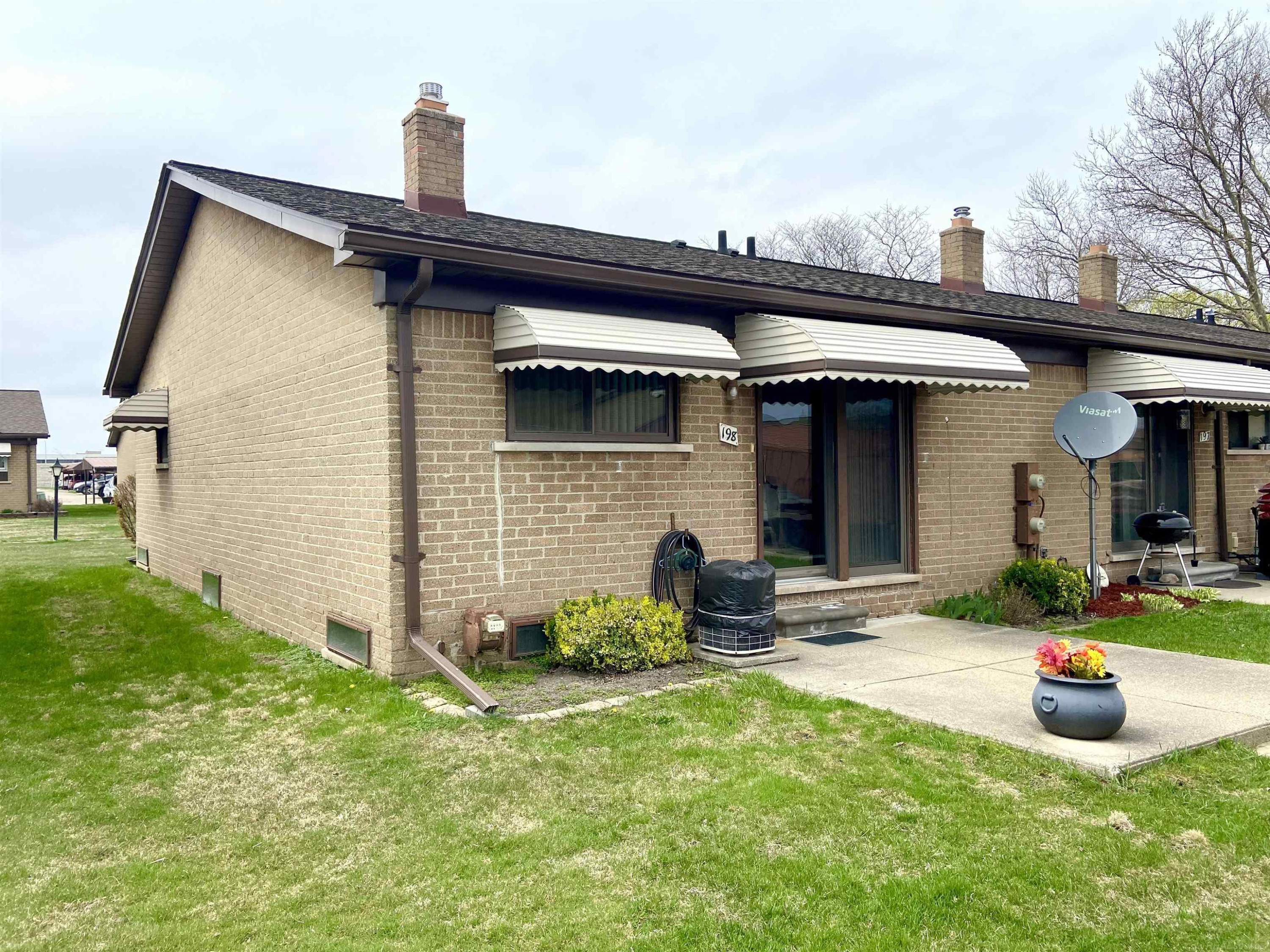 8401 18 Mile Road, Unit 198, Sterling Heights, MI 48313 — Photo 3
