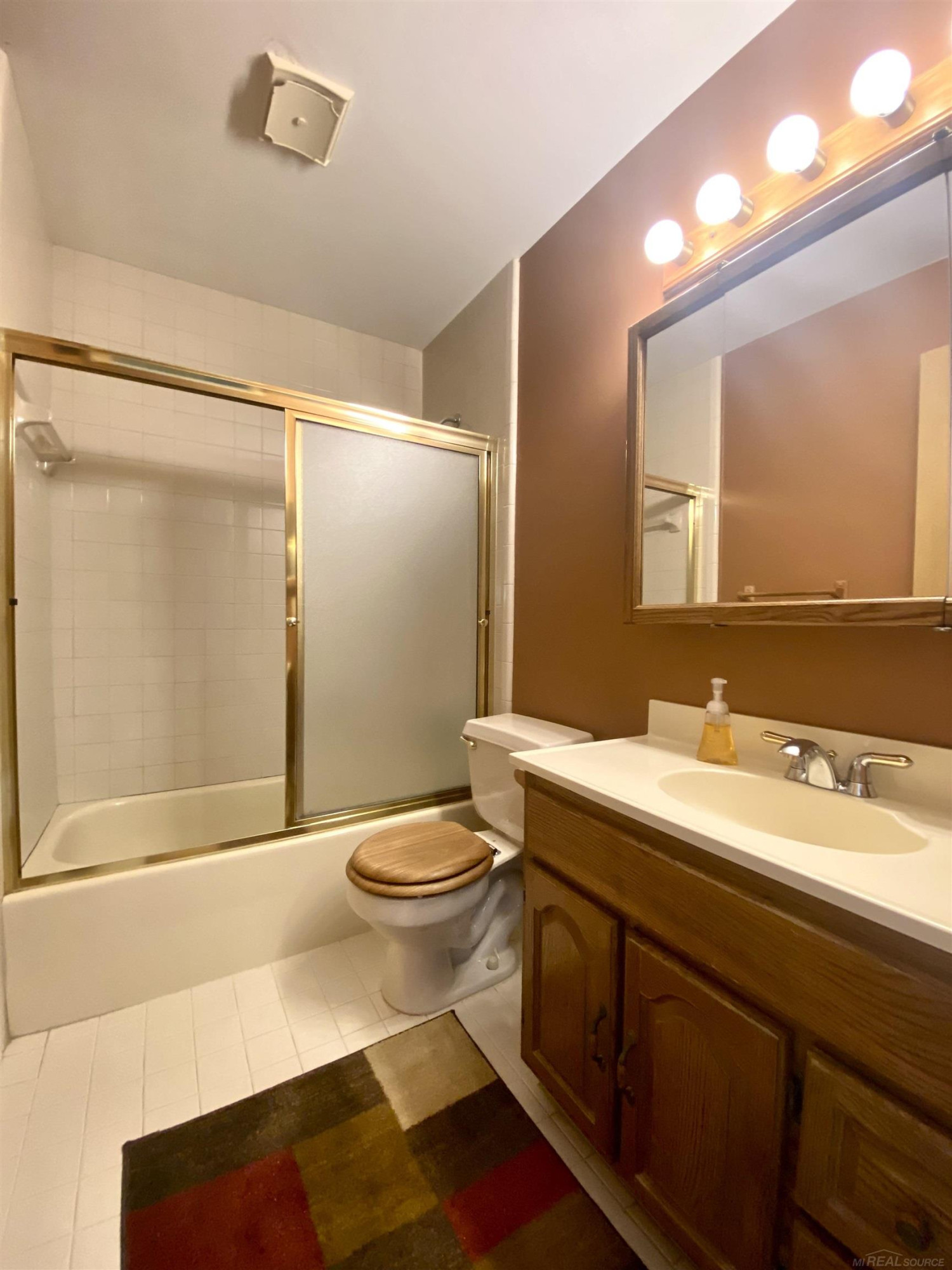 8401 18 Mile Road, Unit 198, Sterling Heights, MI 48313 — Photo 10