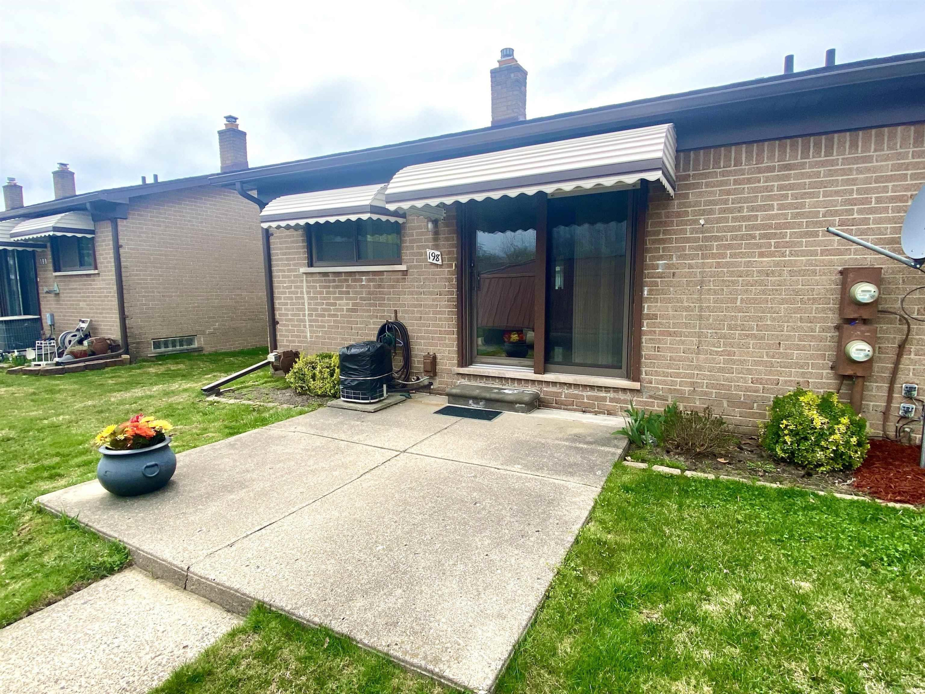 8401 18 Mile Road, Unit 198, Sterling Heights, MI 48313 — Photo 18