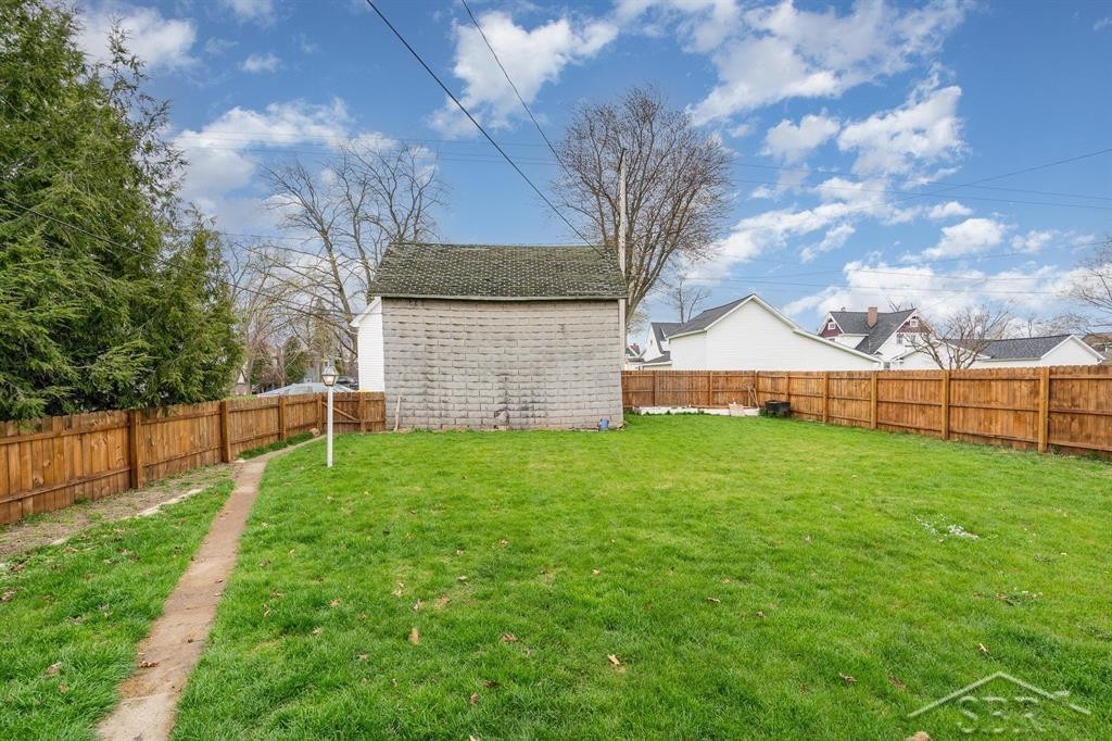 938 Sixth Avenue, Lake Odessa, MI 48849 — Photo 25