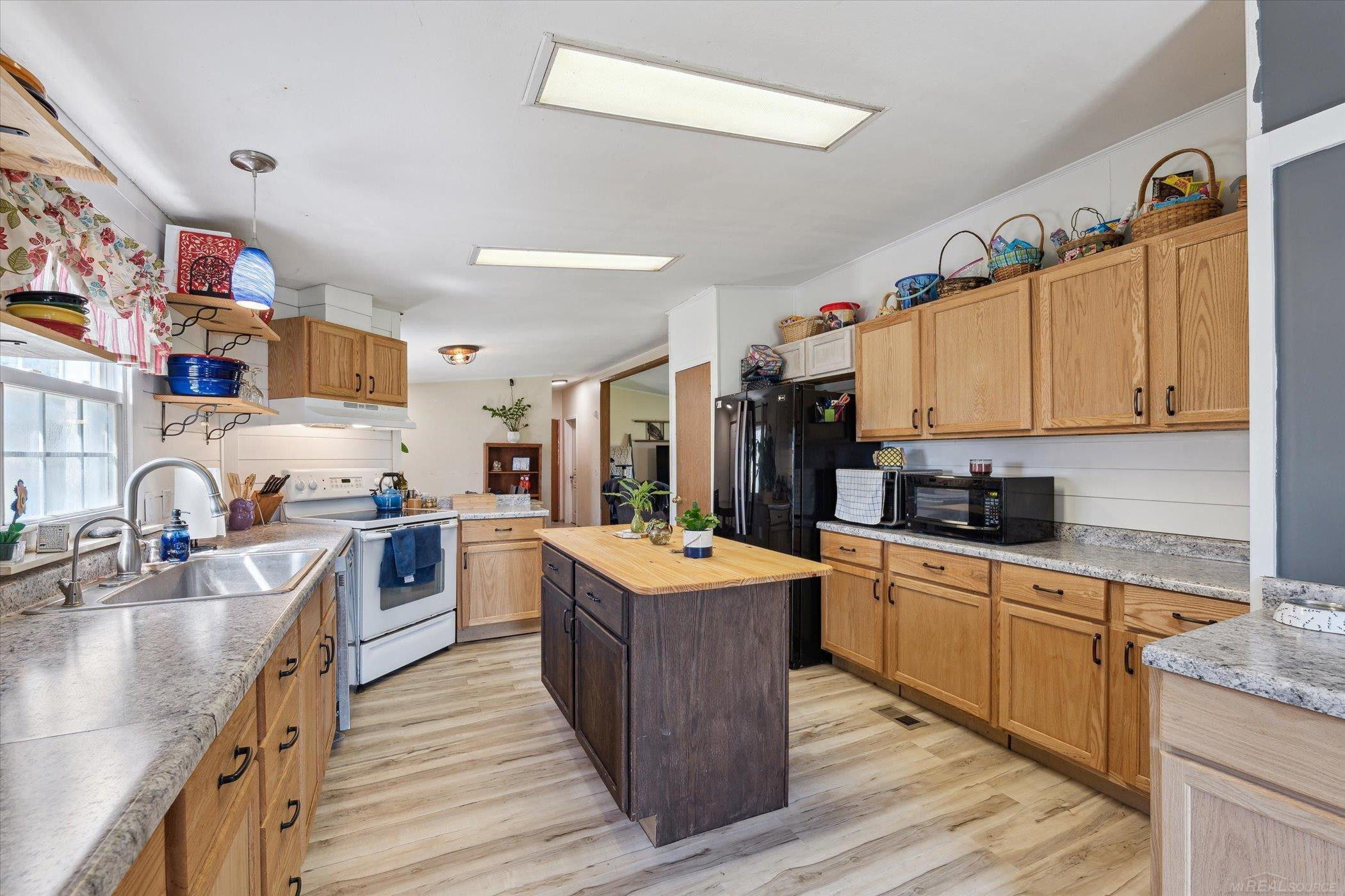 16400 Roehl Drive, Capac, MI 48014 — Photo 14