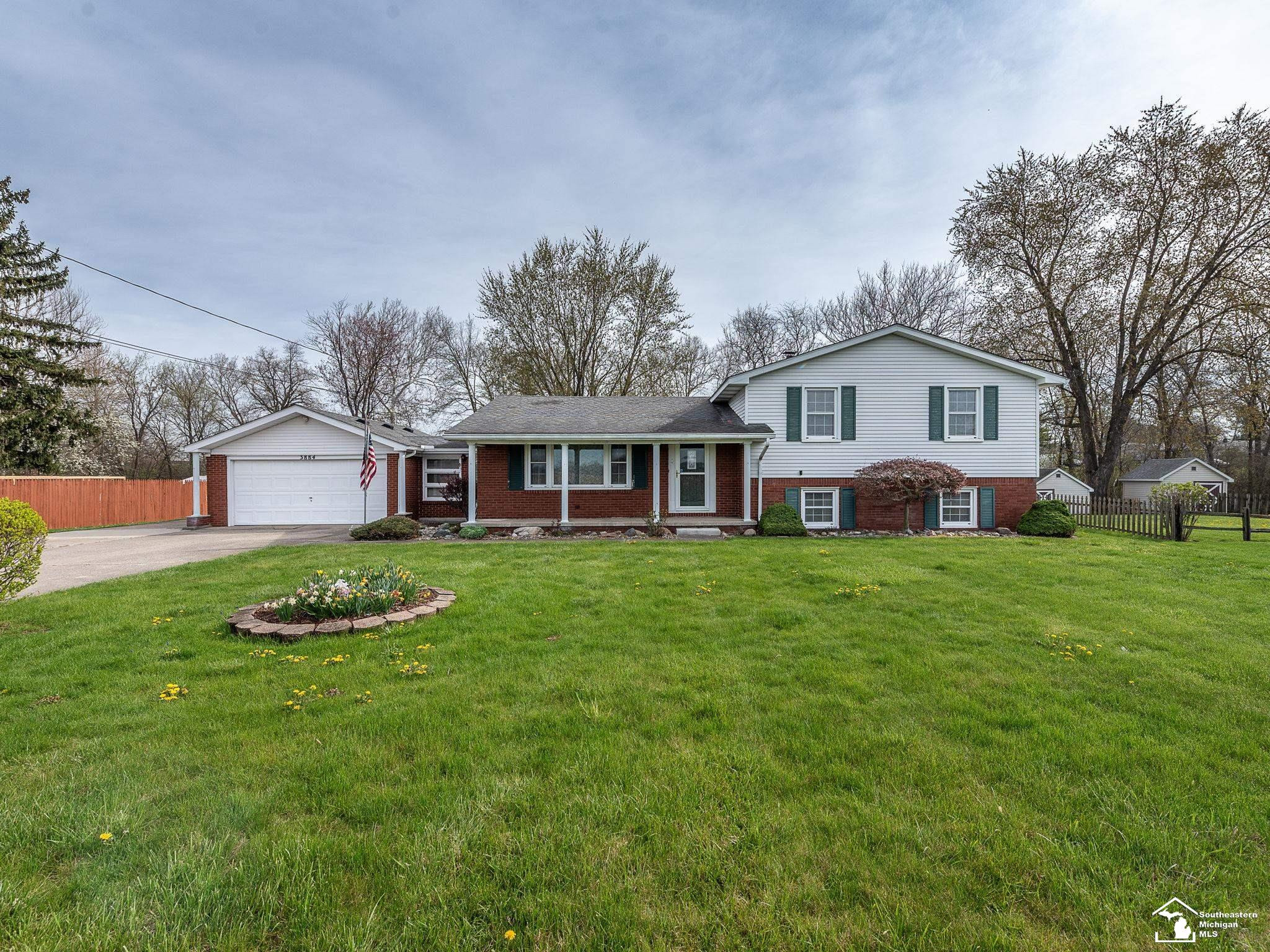 3884 S Otter Creek Road, La Salle, MI — front exterior