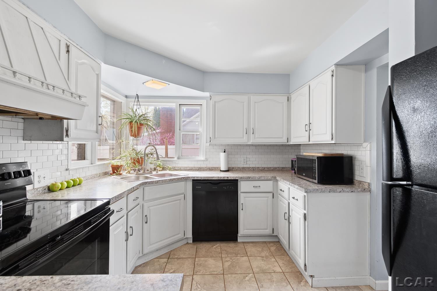 531 S Meridian Road, Hudson, MI 49247 — Photo 5
