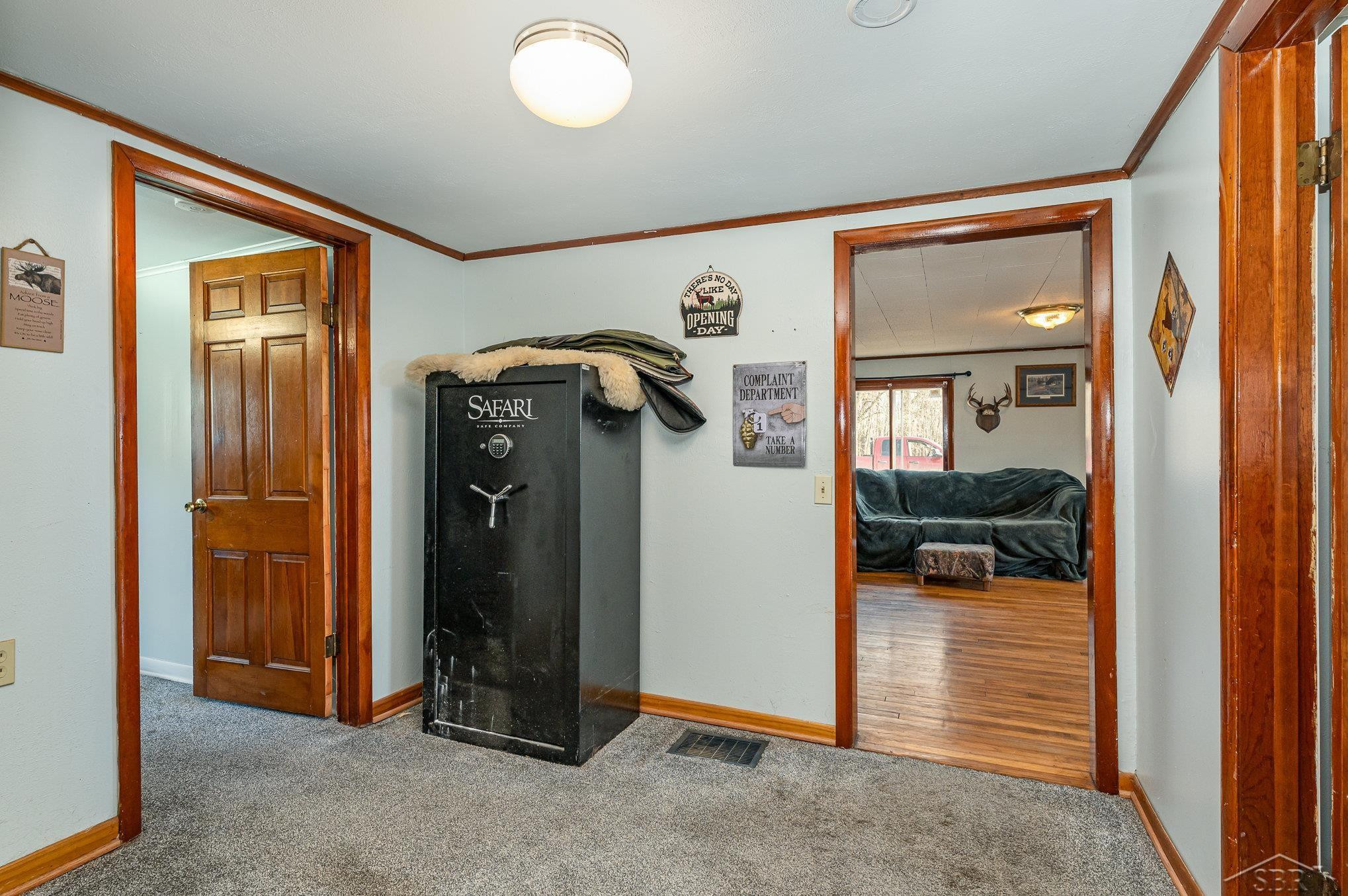 1635 S Castor Road, Midland, MI 48640 — Photo 11