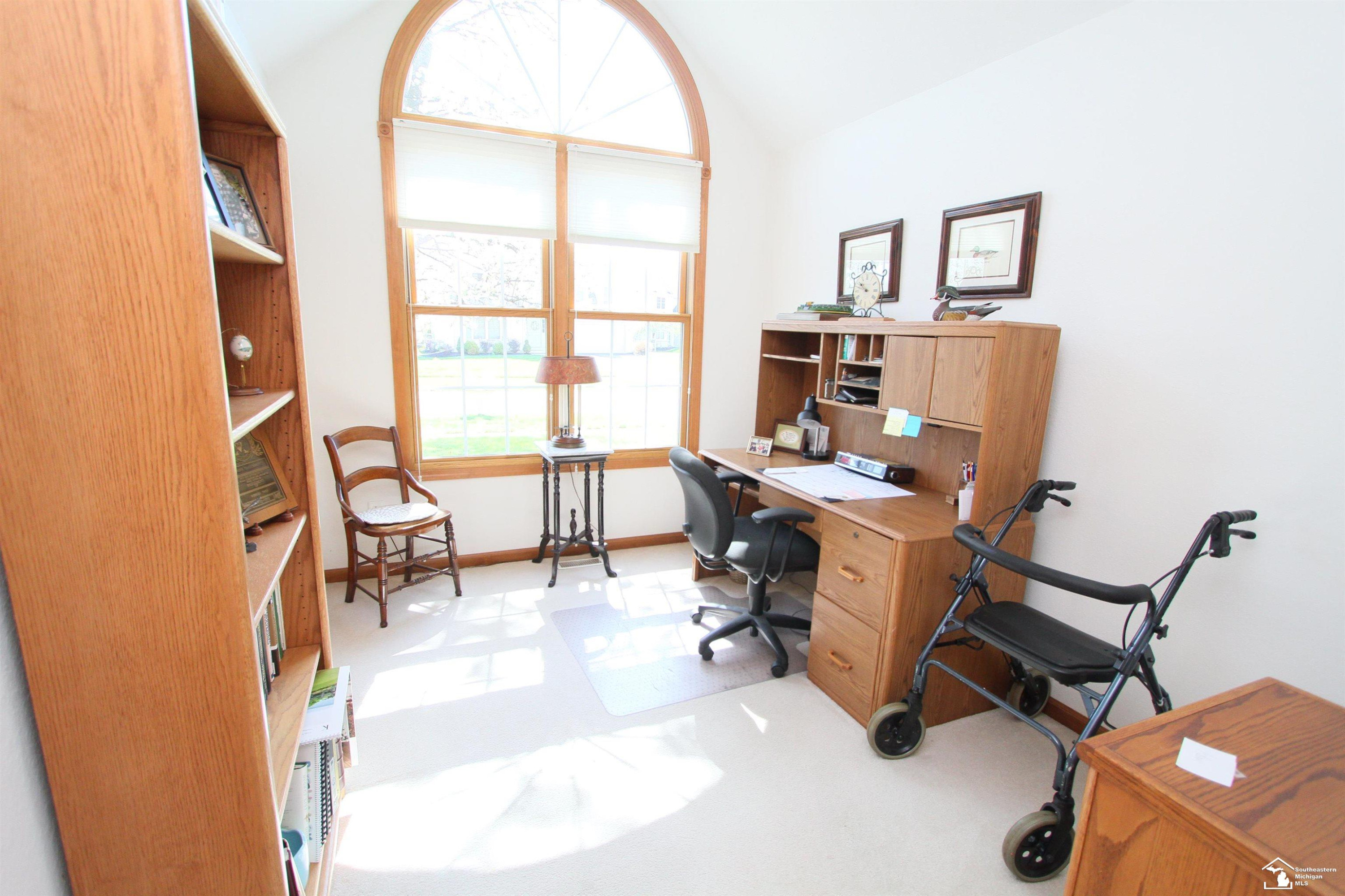 910 Hickory Creek Drive, Temperance, MI 48182 — Photo 18