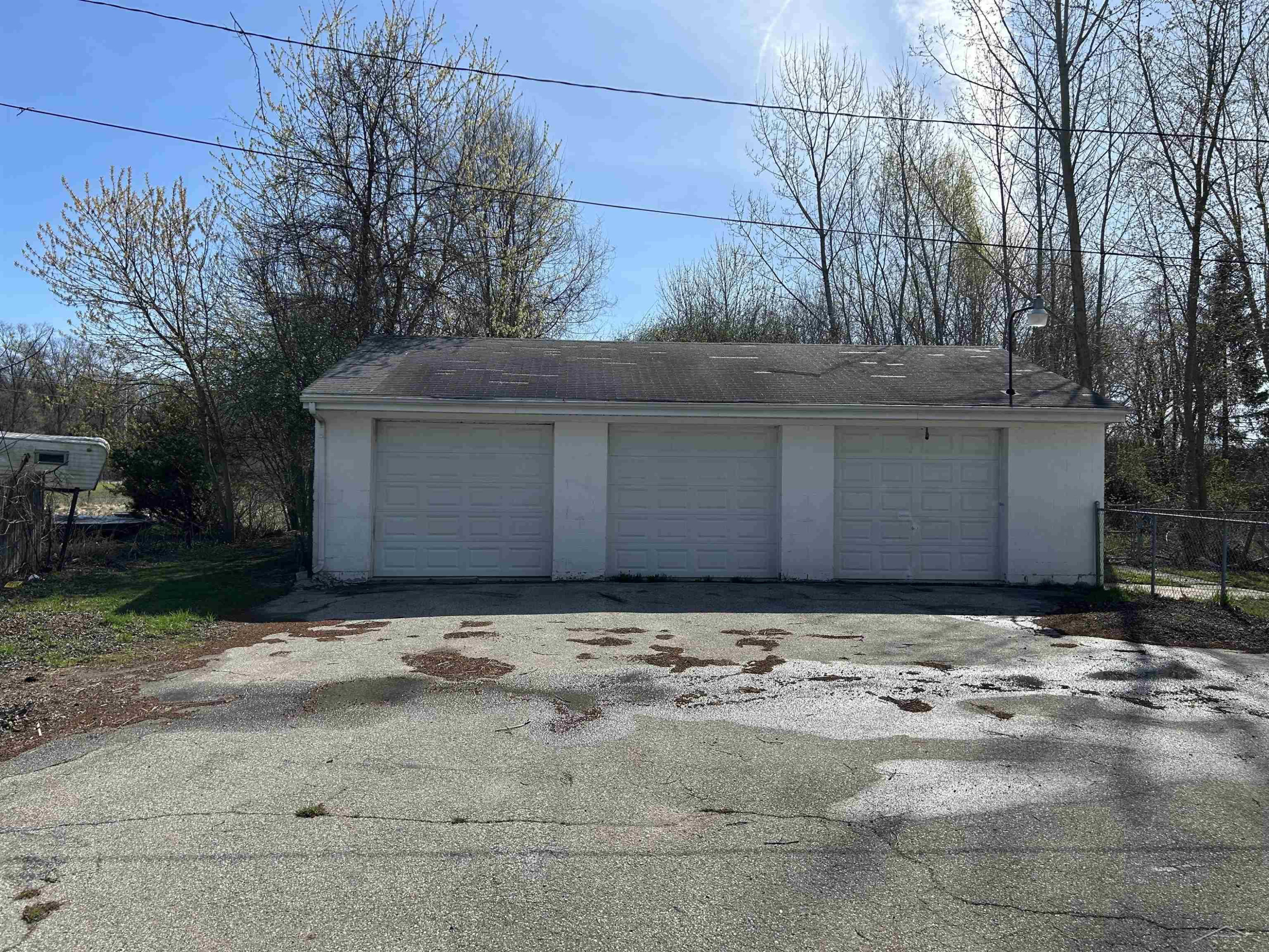 2565 S Center Road, Saginaw, MI 48609 — Photo 10