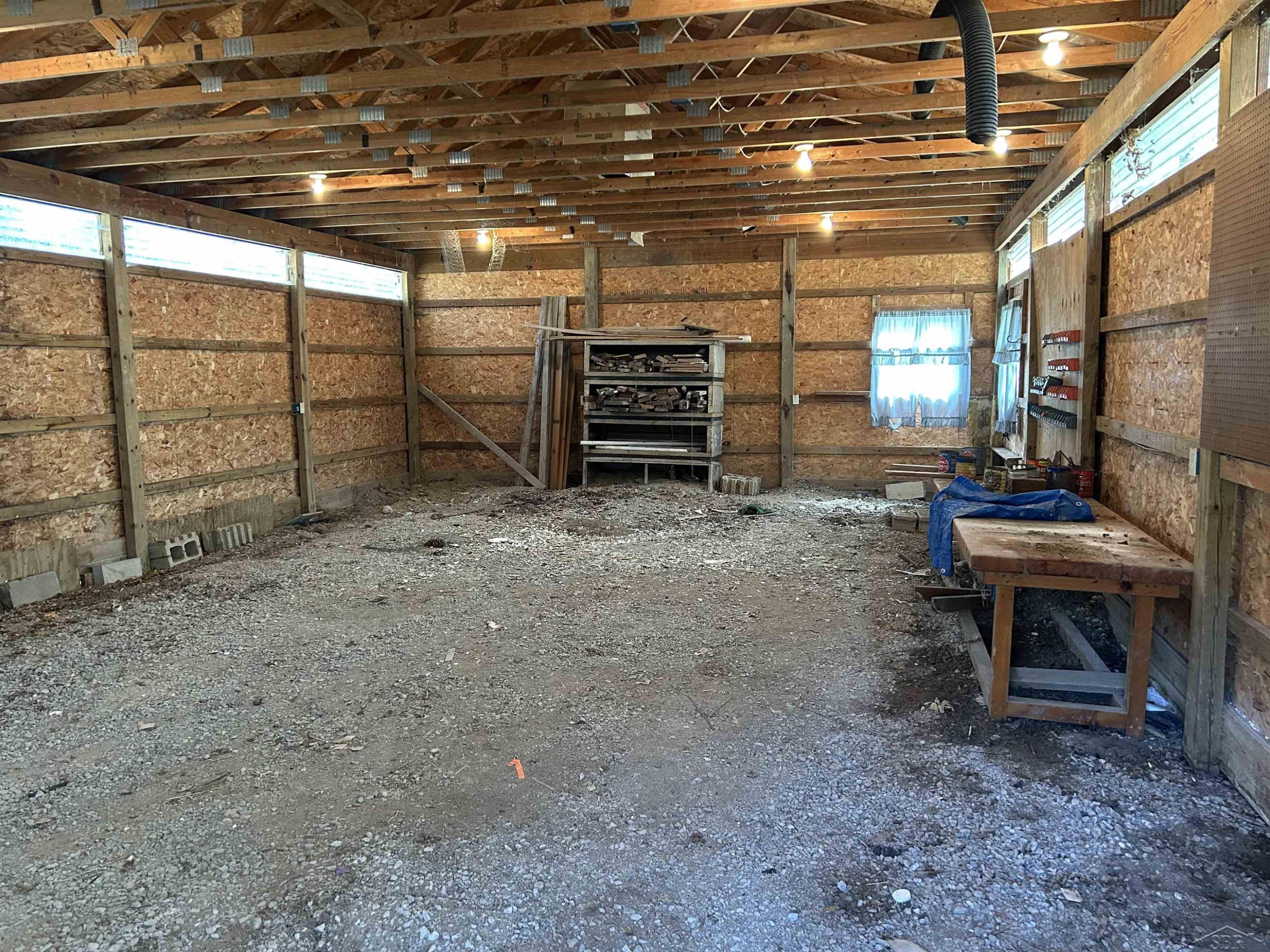 2565 S Center Road, Saginaw, MI 48609 — Photo 15