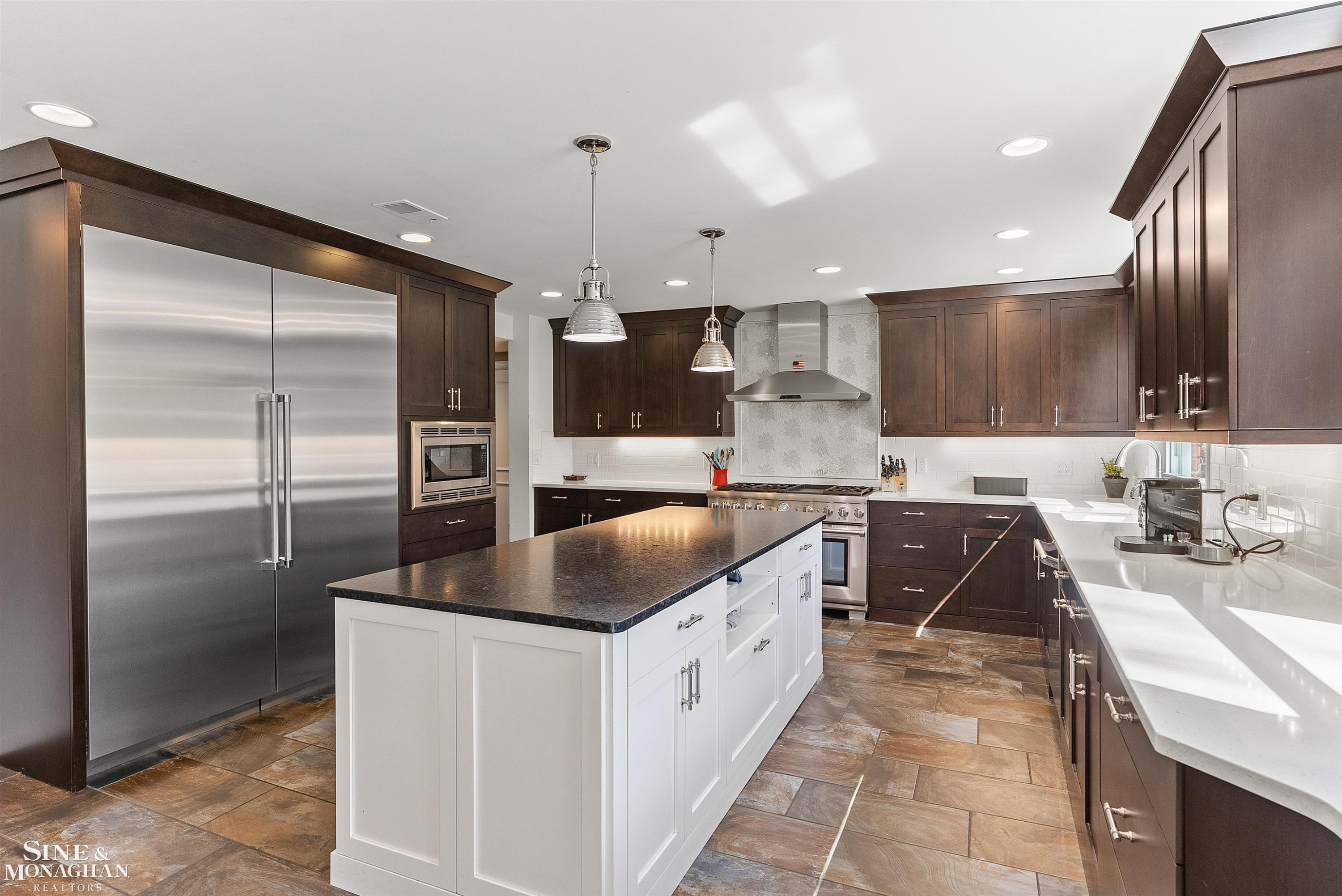 71 N Deeplands Road, Grosse Pointe Shores, MI 48236 — Photo 11