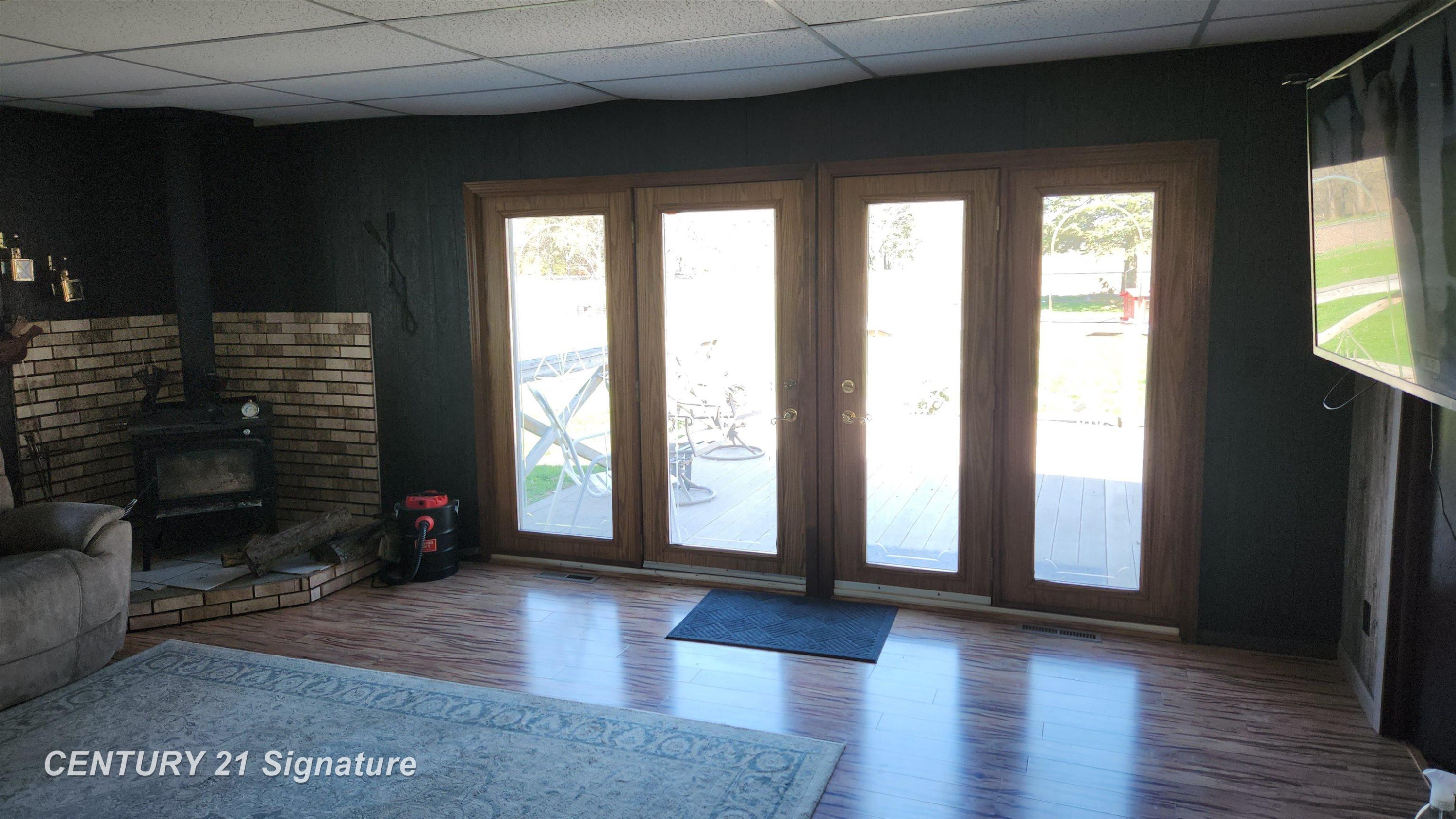 15113 Corunna Road, Chesaning, MI 48616 — Photo 6