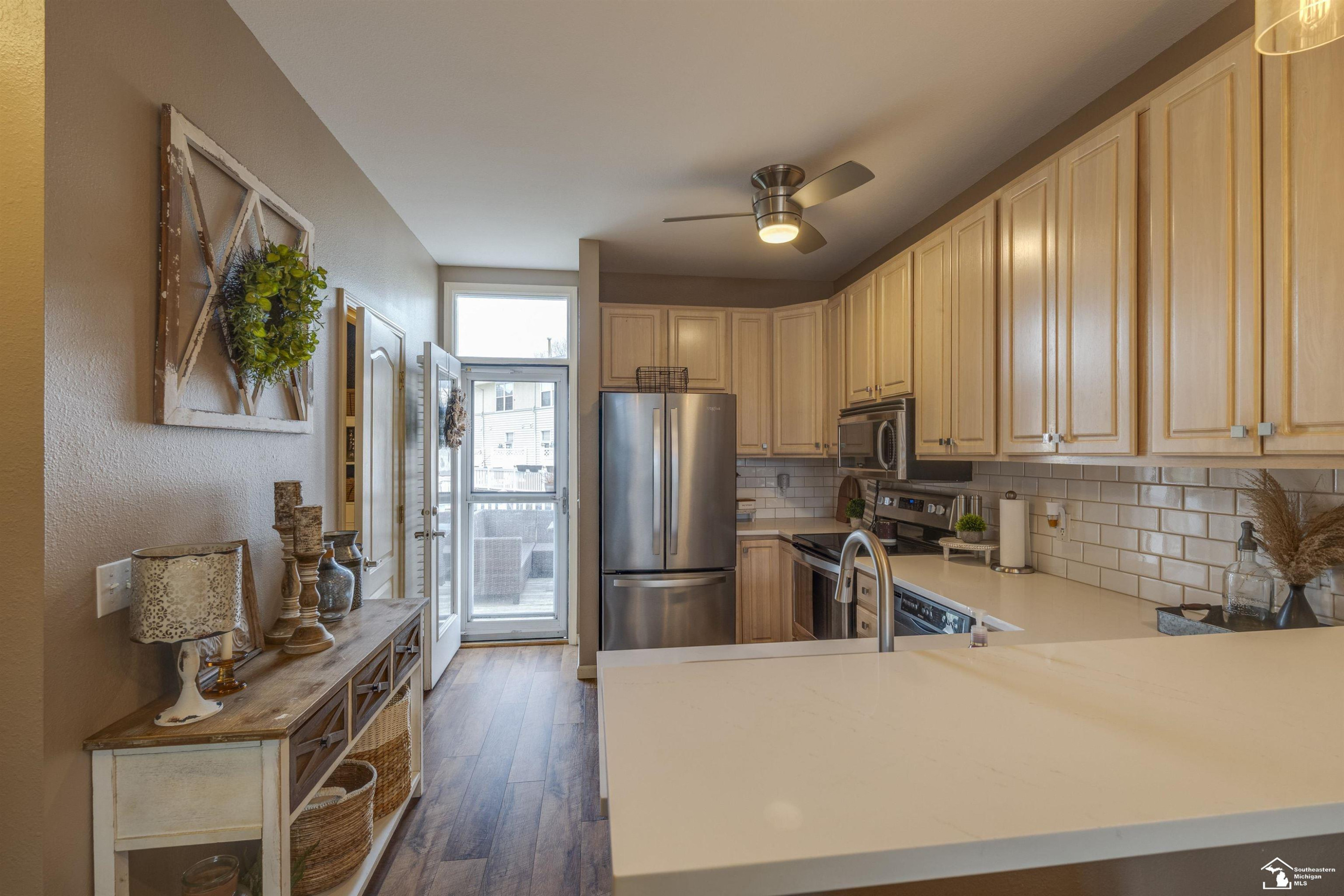 400 Beachwalk Trail, Luna Pier, MI 48157 — Photo 14