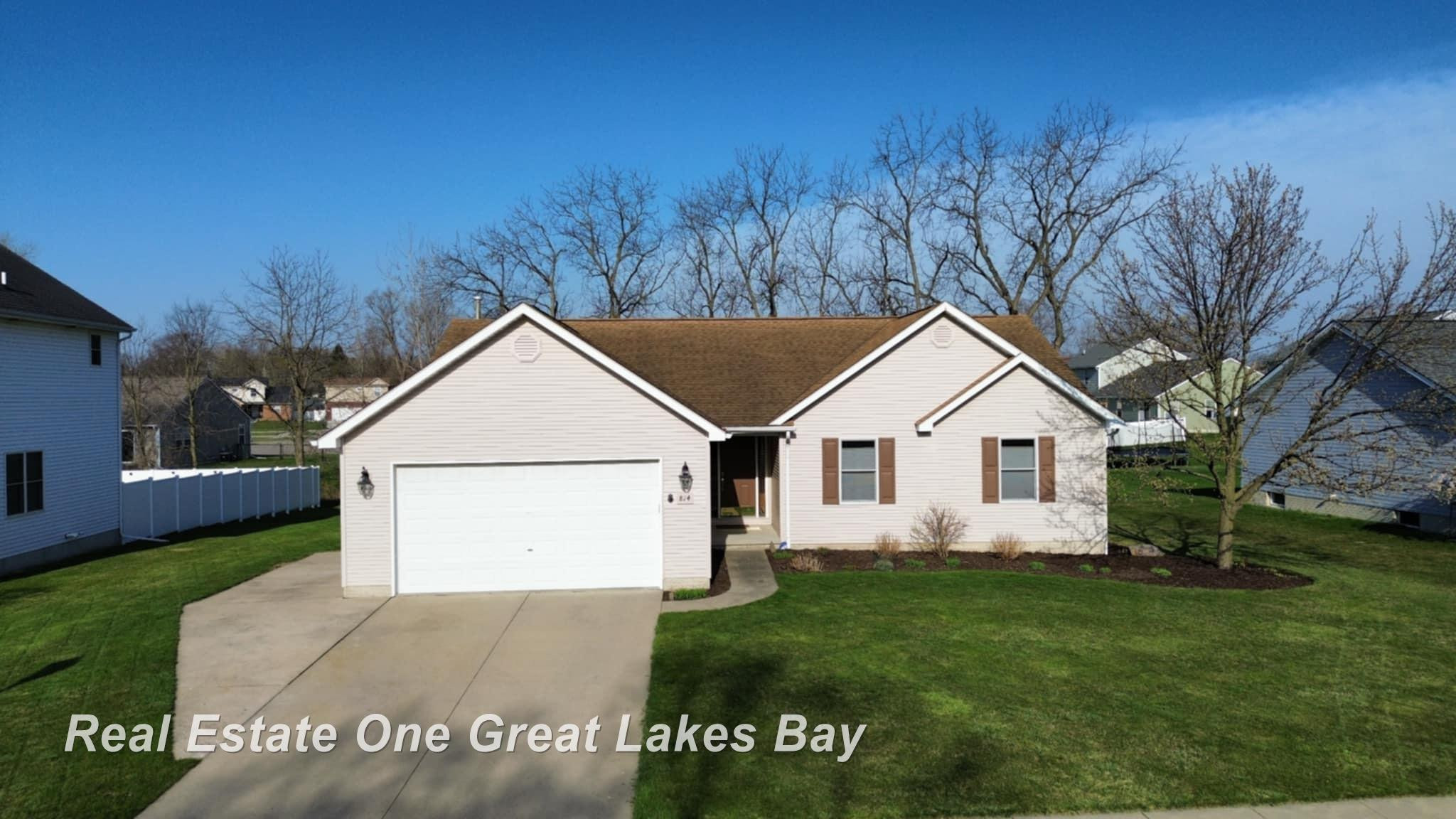 814 Barn Swallow Lane, Milan, MI 48160 — front exterior