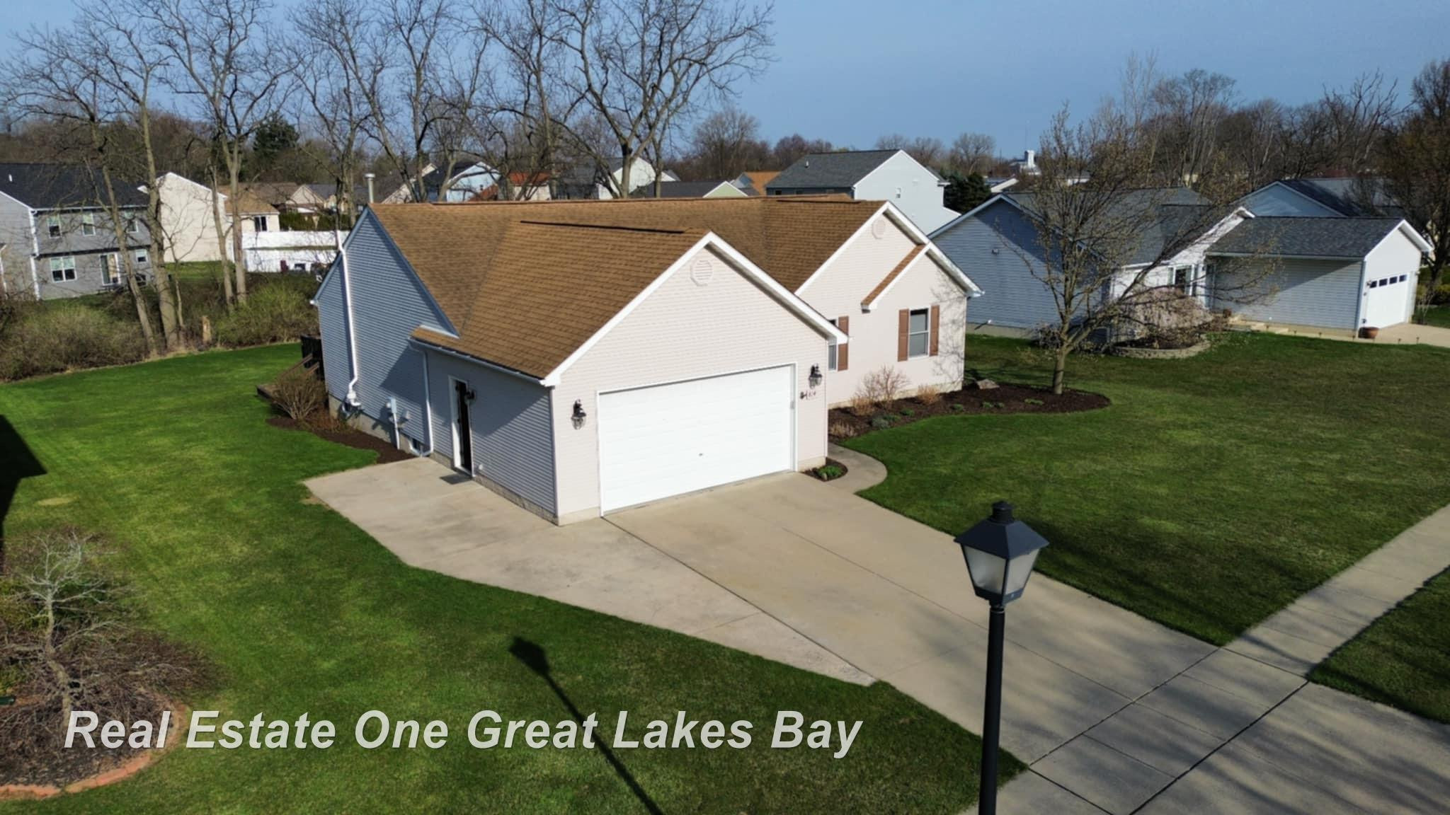 814 Barn Swallow Lane, Milan, MI 48160 — Photo 2