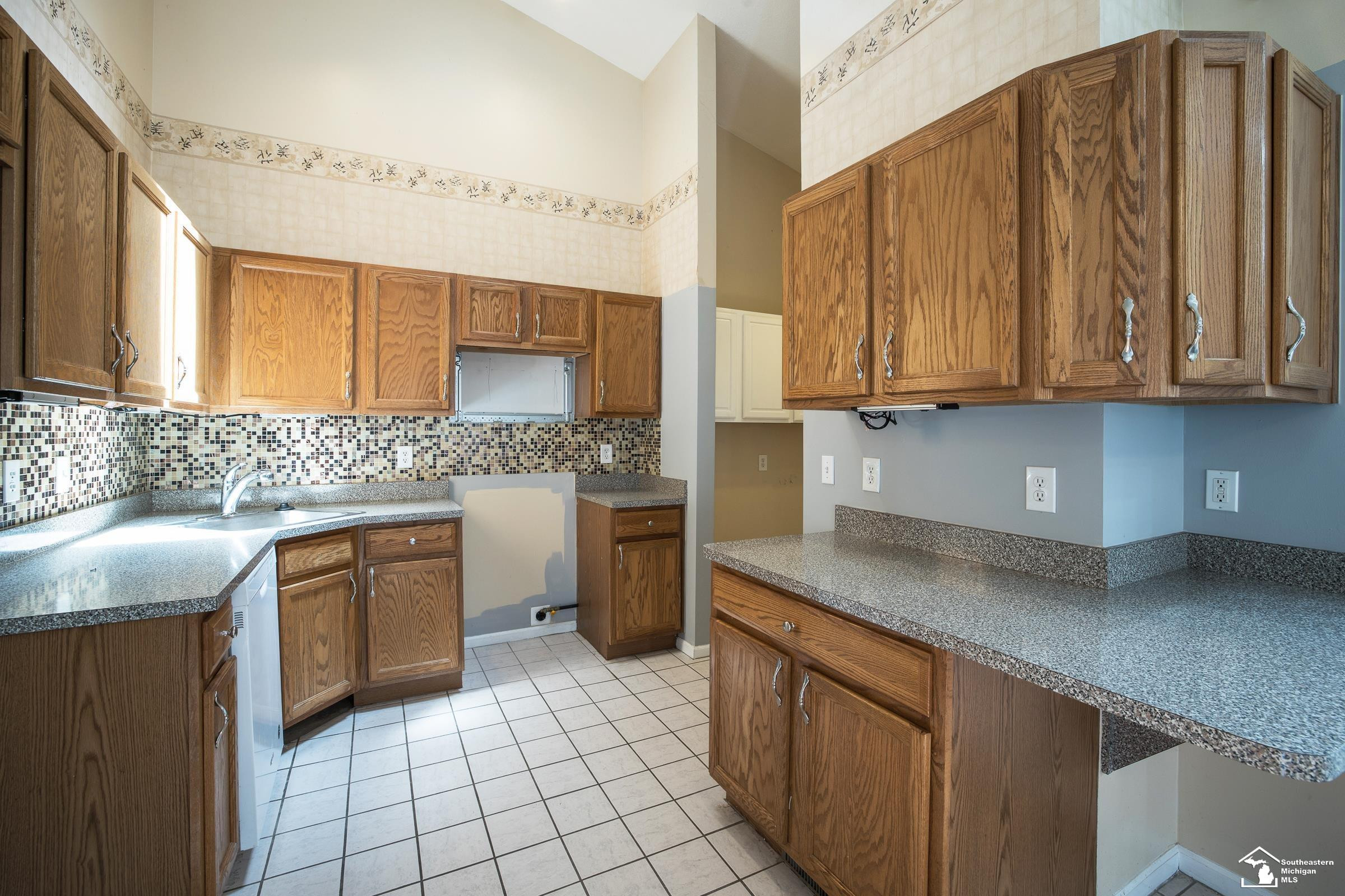 23468 Stoflet Lane, MI 48183 — Photo 13