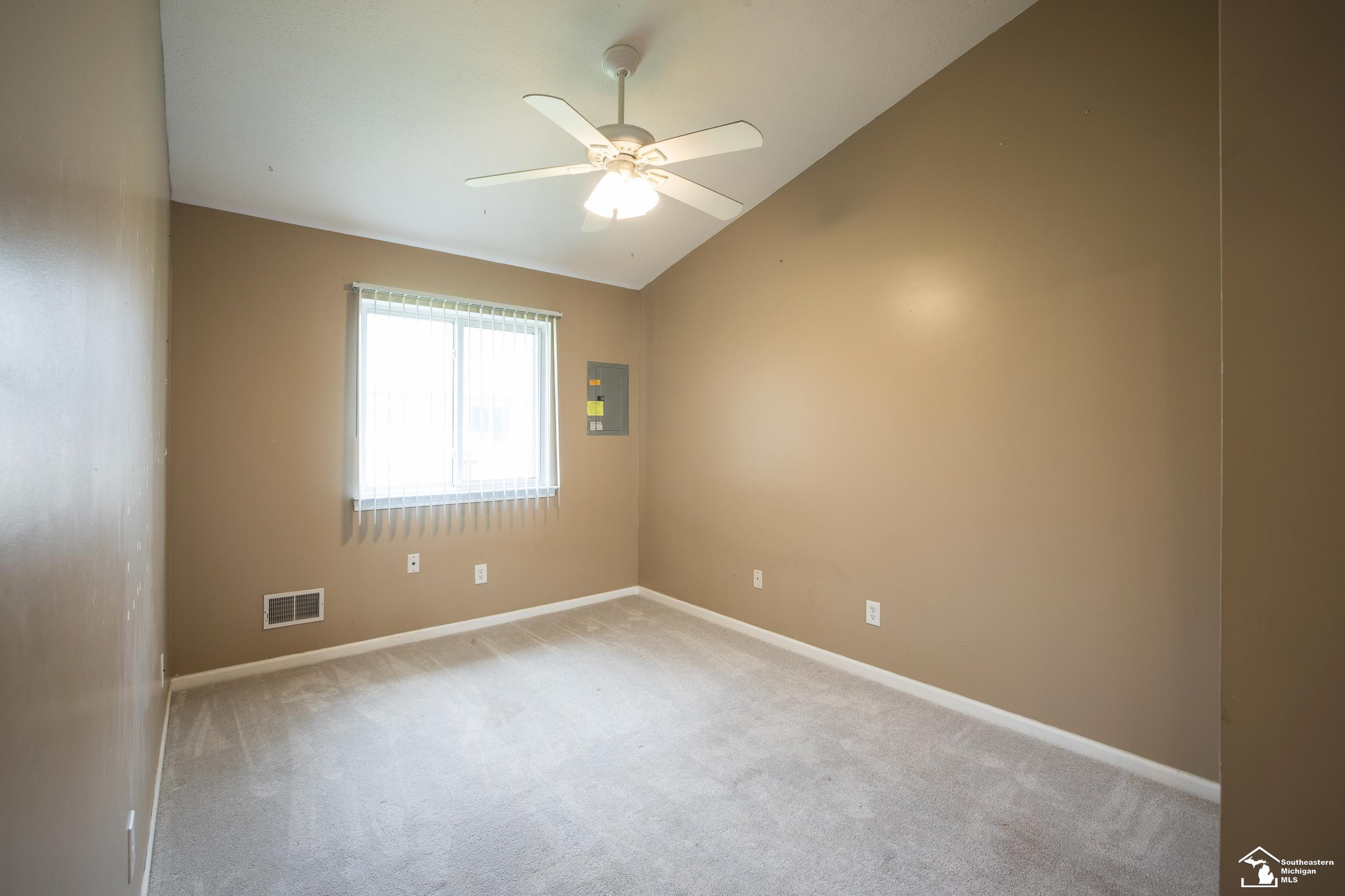 23468 Stoflet Lane, MI 48183 — Photo 16