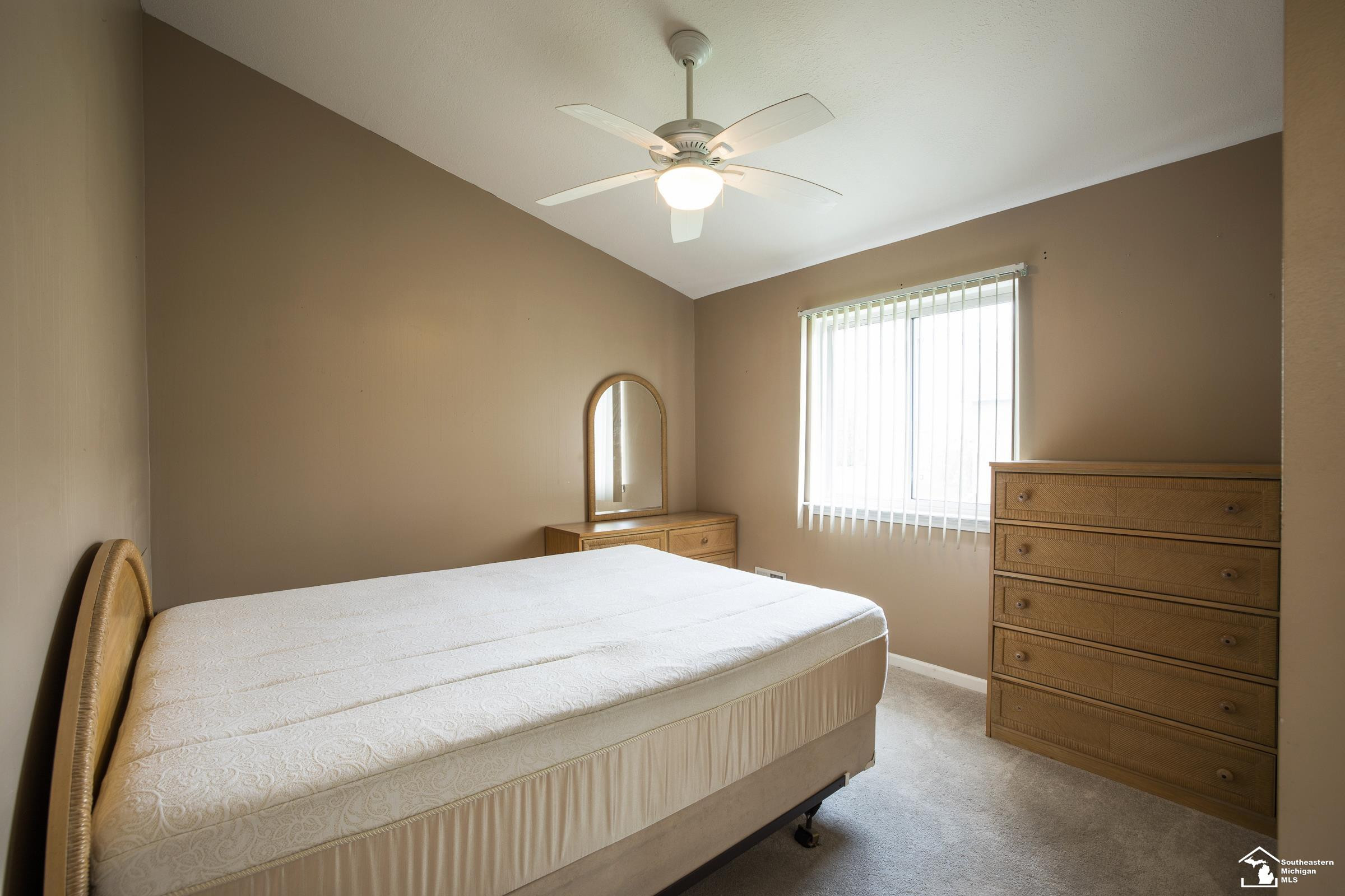 23468 Stoflet Lane, MI 48183 — Photo 18
