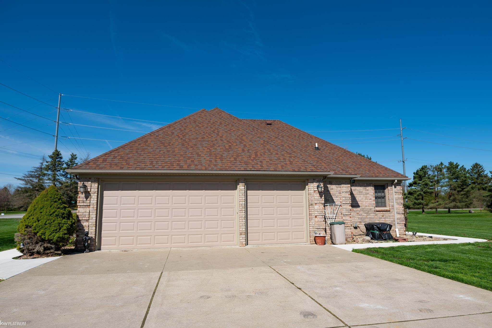 9980 Yale Road, MI 48006 — Photo 12