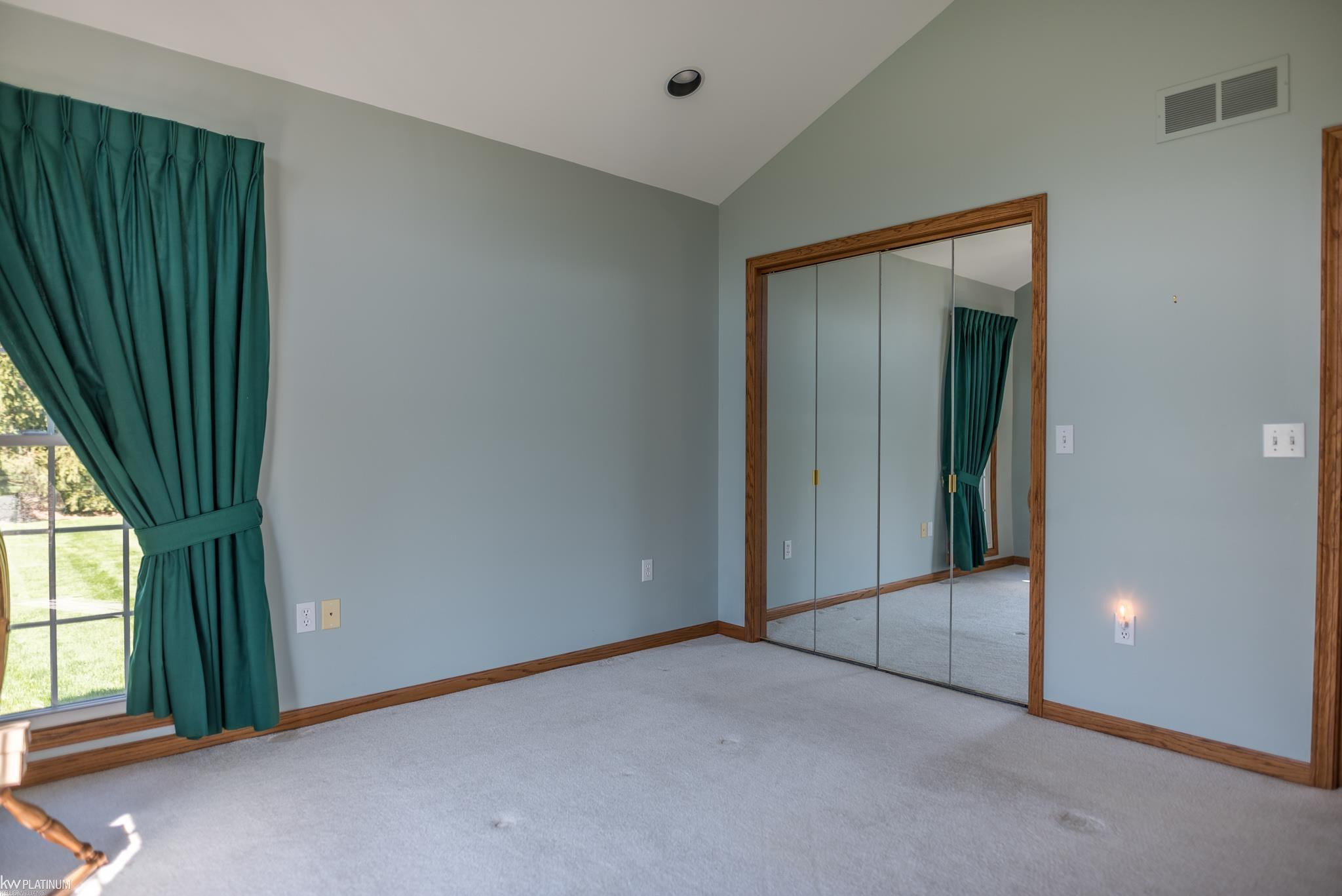 9980 Yale Road, MI 48006 — Photo 36