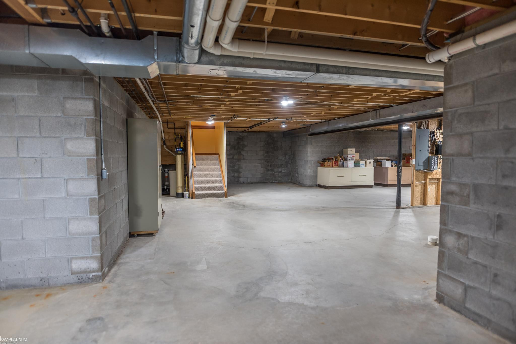 9980 Yale Road, MI 48006 — Photo 55