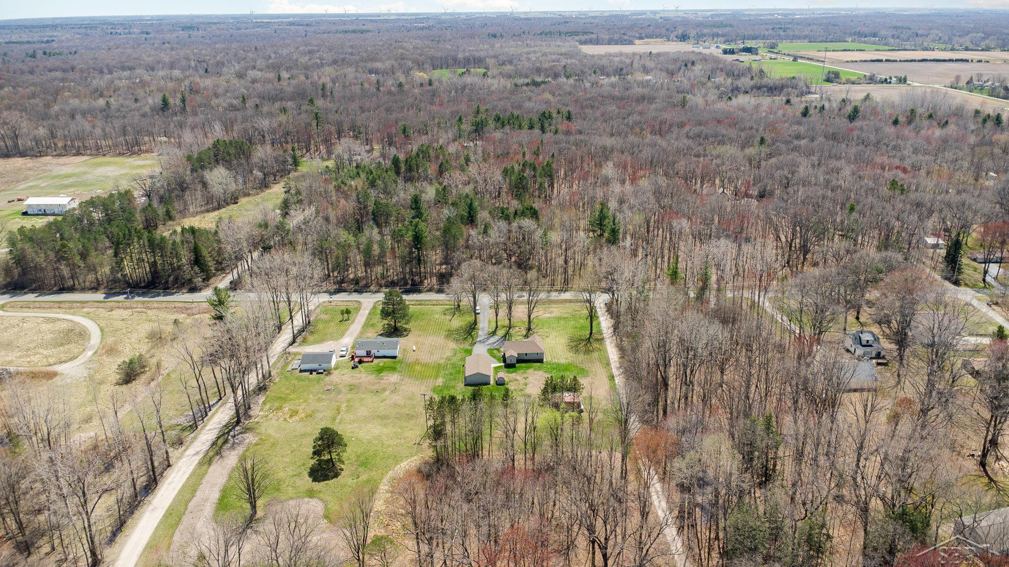 1183 E Stewart Road, Midland, MI 48640 — Photo 23