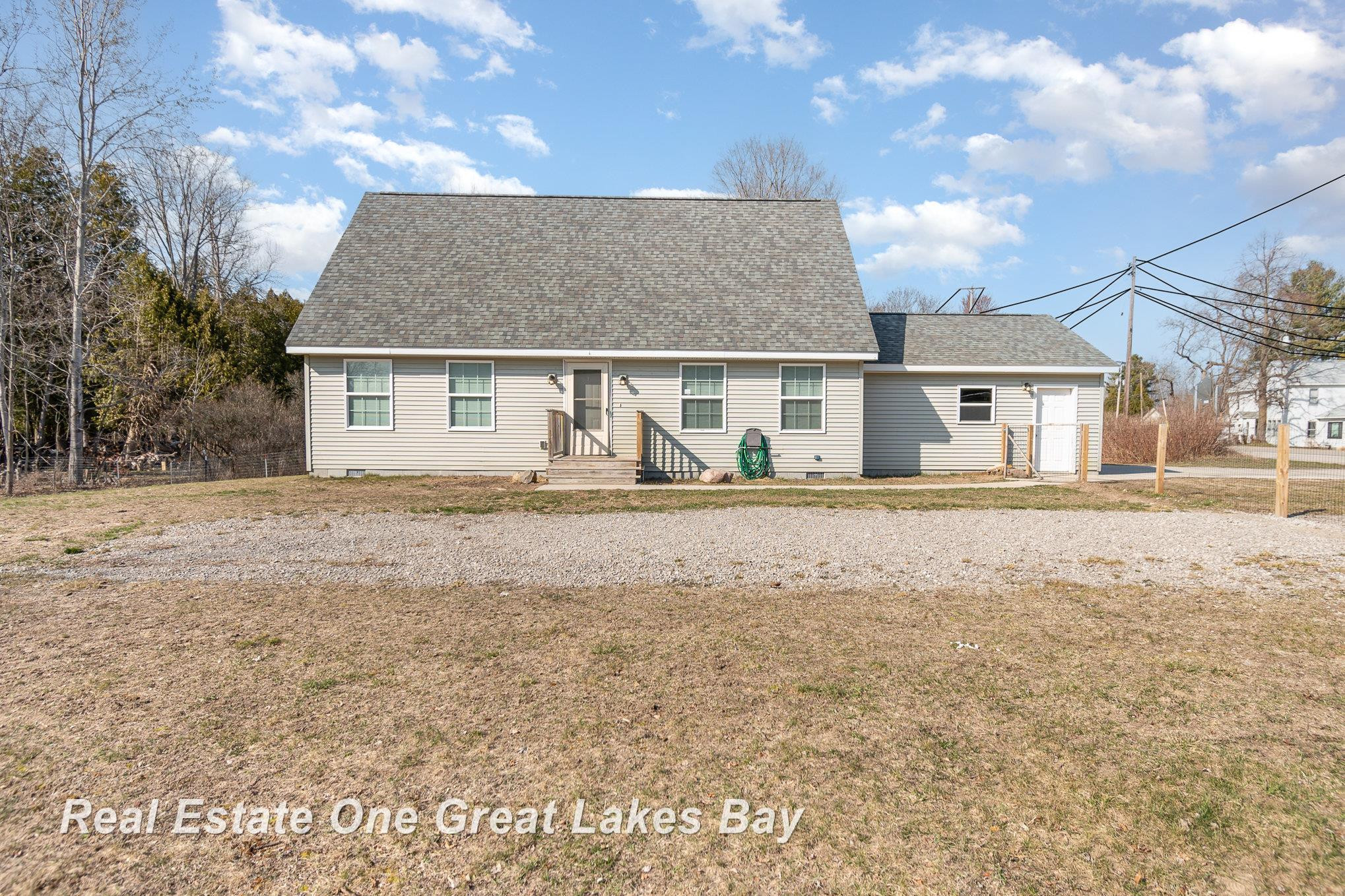 517 N US 23 Highway, Harrisville, MI 48740 — Photo 2