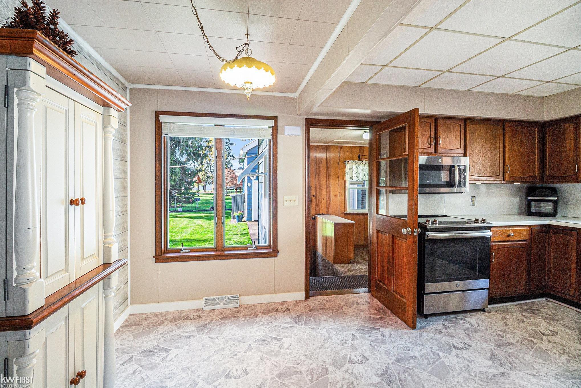 444 Schoolhouse Street, Ortonville, MI 48462 — Photo 14