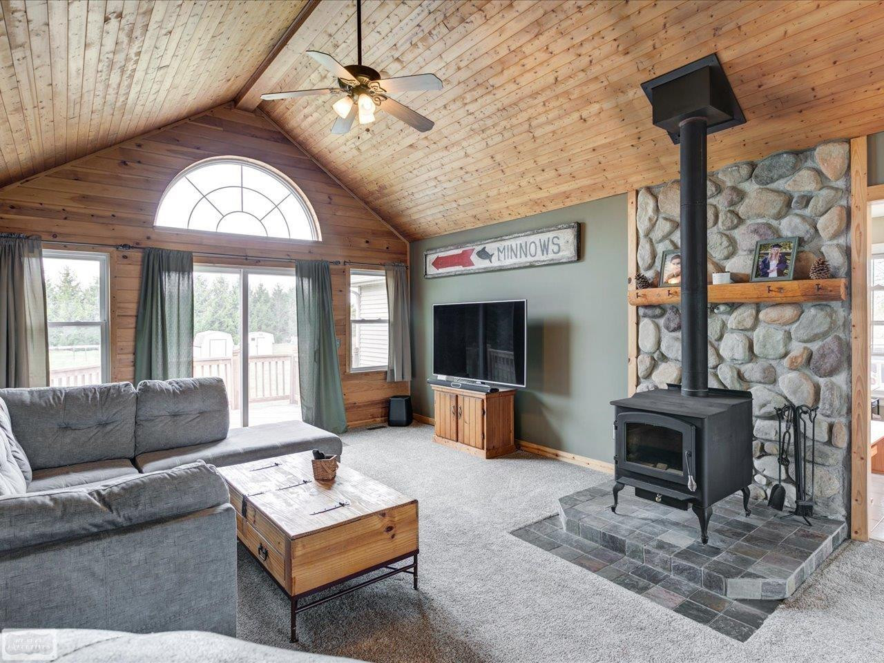 2455 Cove Road, Wales, MI — Photo 14